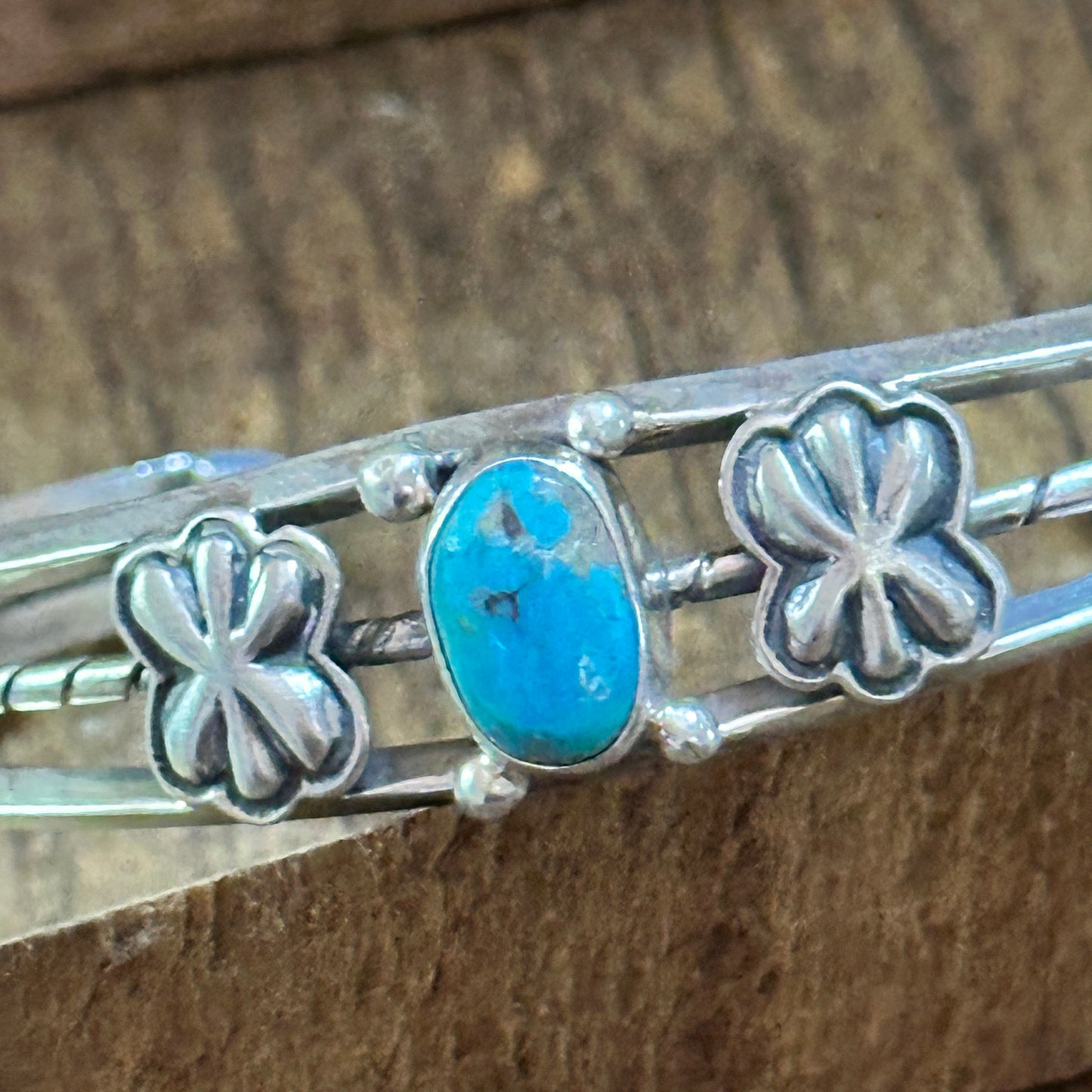 Navajo Style Sterling Cuff & Kingman Turquoise Floral Cuff Bracelet, Gift Box Silver Elegant