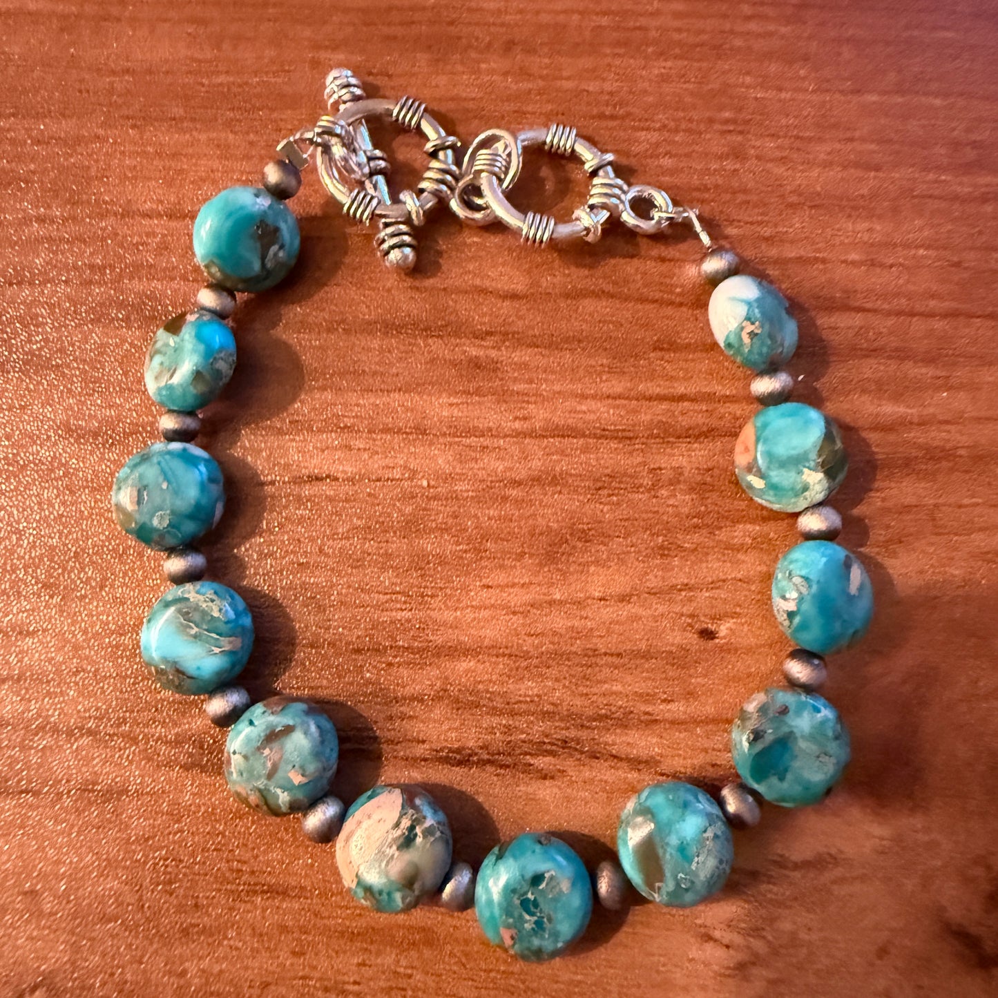Navajo Style Round Turquoise Stone Adjustable Bead Bracelet Silver Plated Silver Elegant