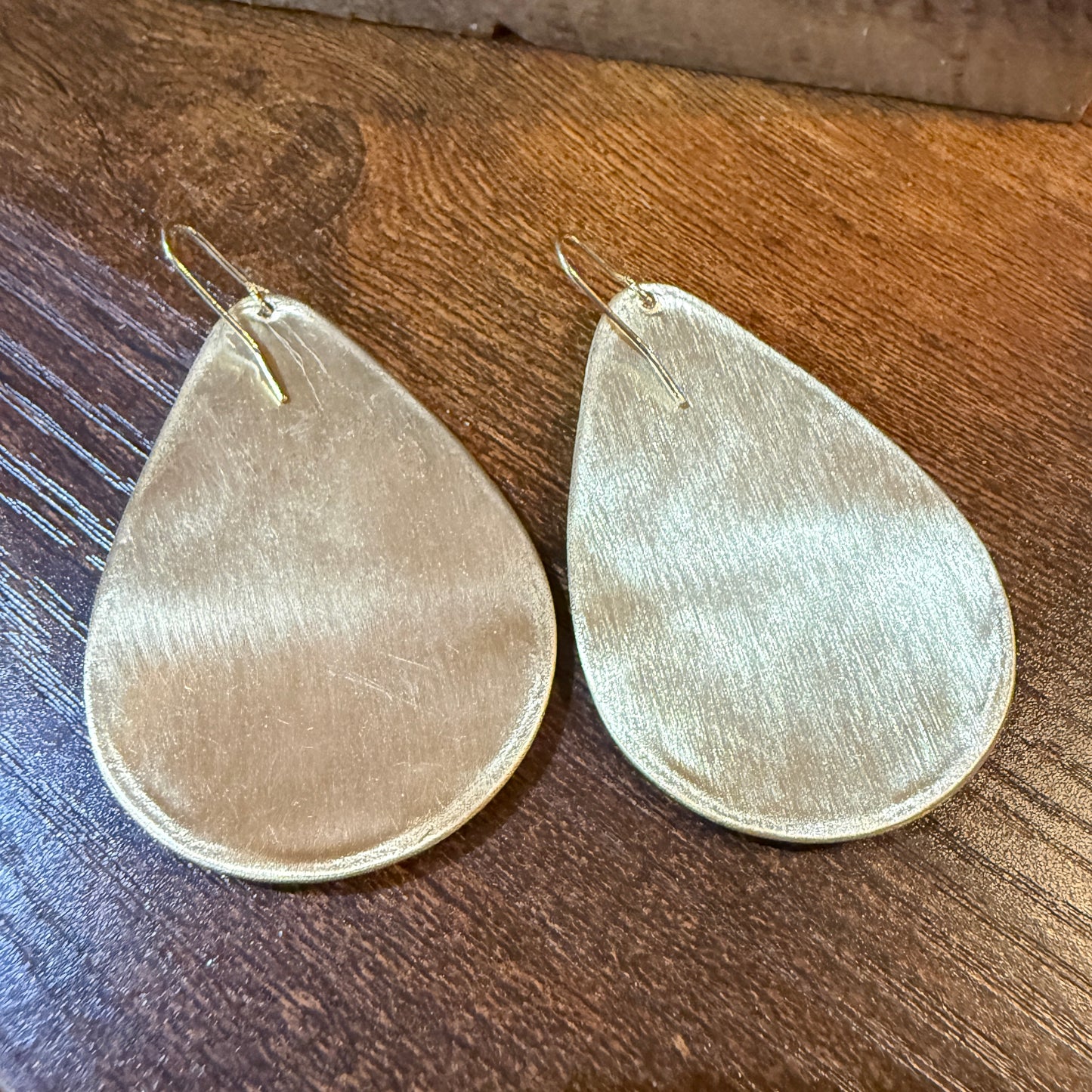 Red Rose Floral Embroidery Wire Earrings Gold Tone Teardrop Wild West Boho