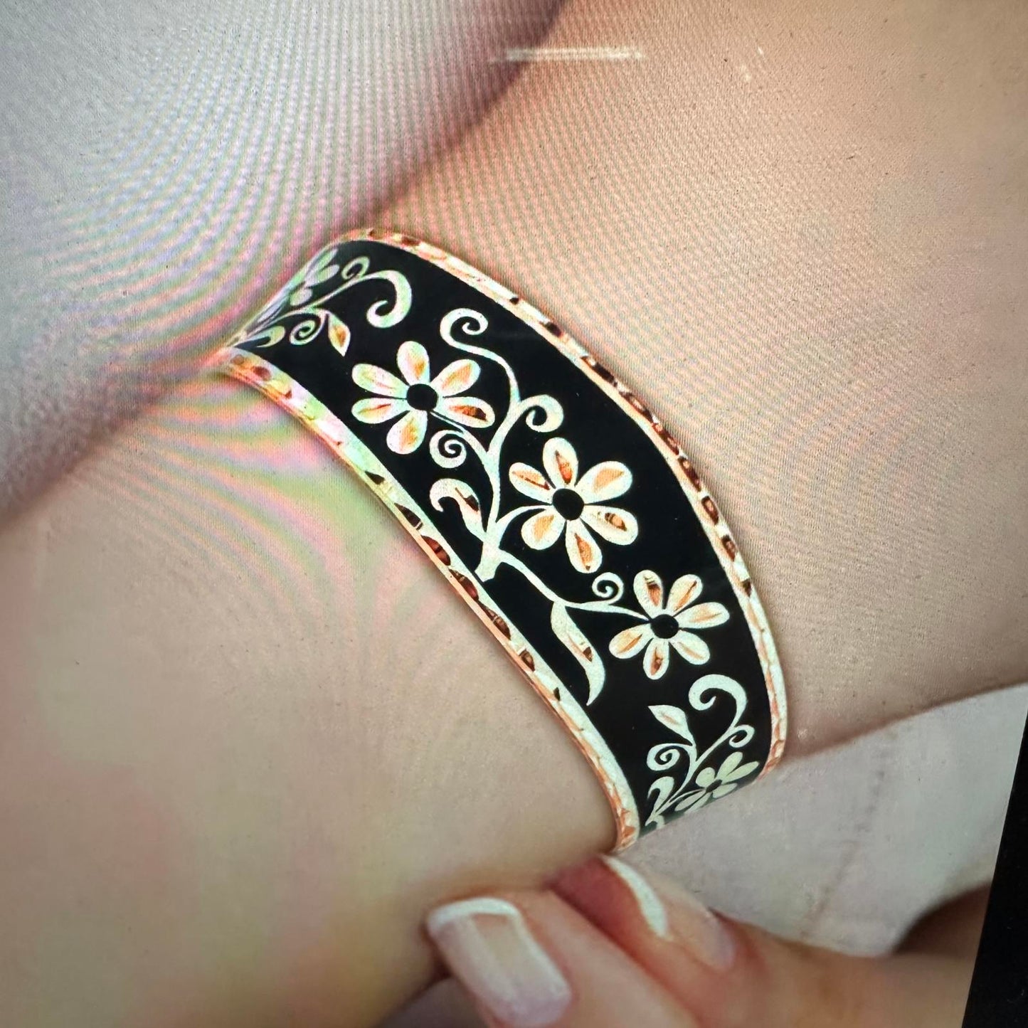 Handcrafted Diamond Cut Black Floral Design Copper Cuff Bracelet Gift Box Silver Elegant