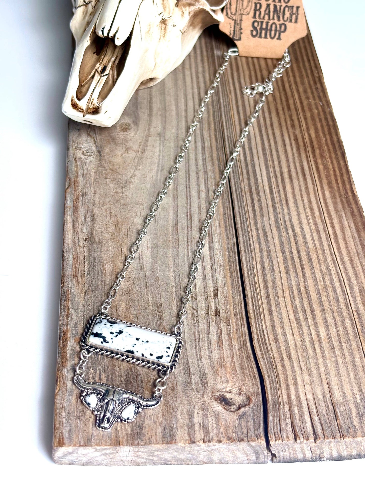 Western Steerhead White Buffalo Dahlia Chain Necklace Silver Elegant