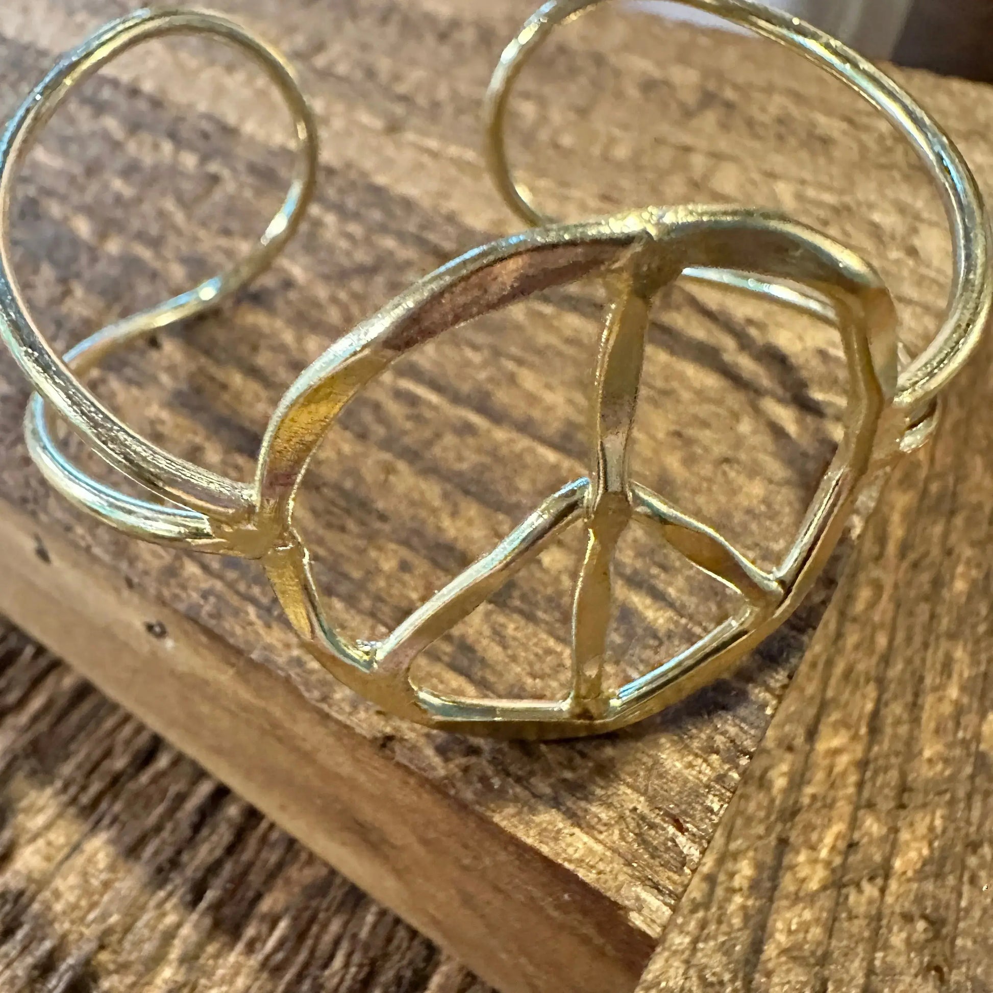 Handmade Artesian Hippie Wide Cuff Bracelet Bangle, Silver Plated, Gift Box - Silver Elegant