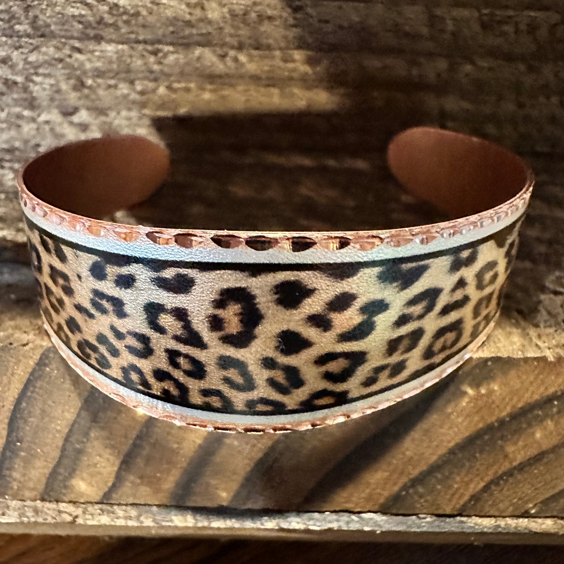 Handmade Boho Copper Wide Cuff Bracelet, Diamond Cut Leopard Design, Gift Box - Silver Elegant