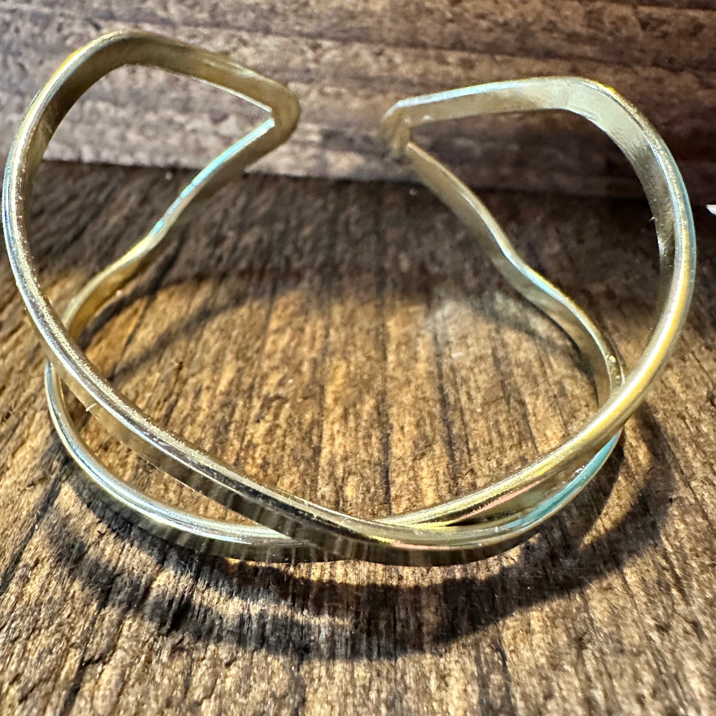 Handcrafted Boho Gold Plated Adjustable Cuff Bracelet - Narrow Single X - Gift Box - Silver Elegant