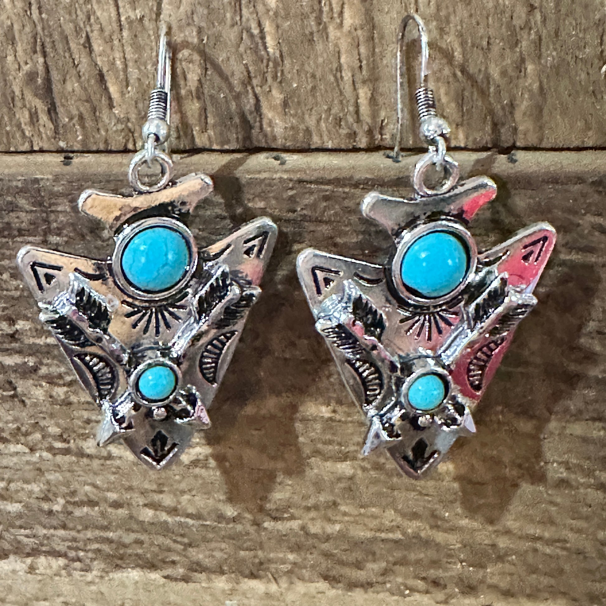 Boho Chic Turquoise-Embellished Native Arrowhead Dangle Earrings, Gift Box Silver Elegant
