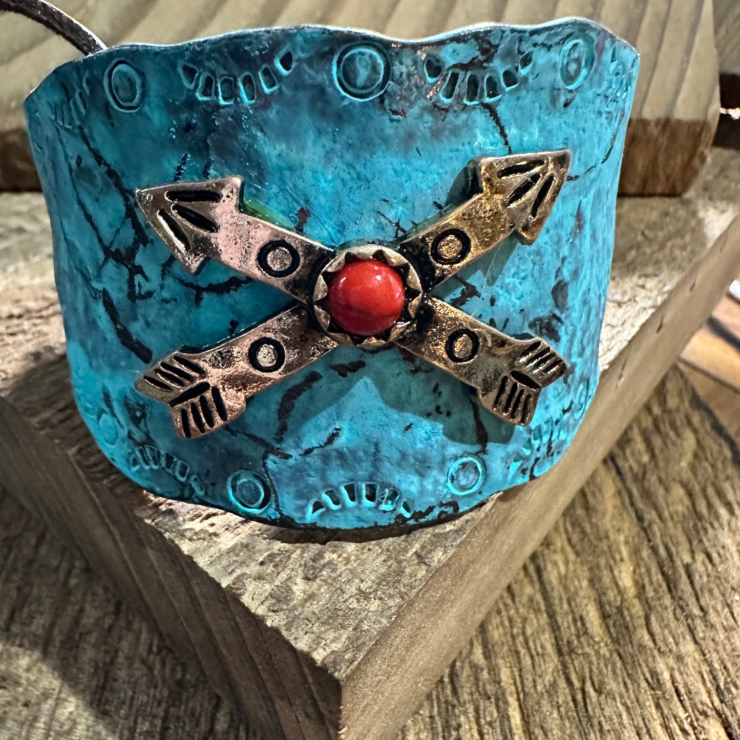 Native Cross Arrow Red Stone Western Bracelet Cuff with Adjustable Leather Straps Silver Elegant