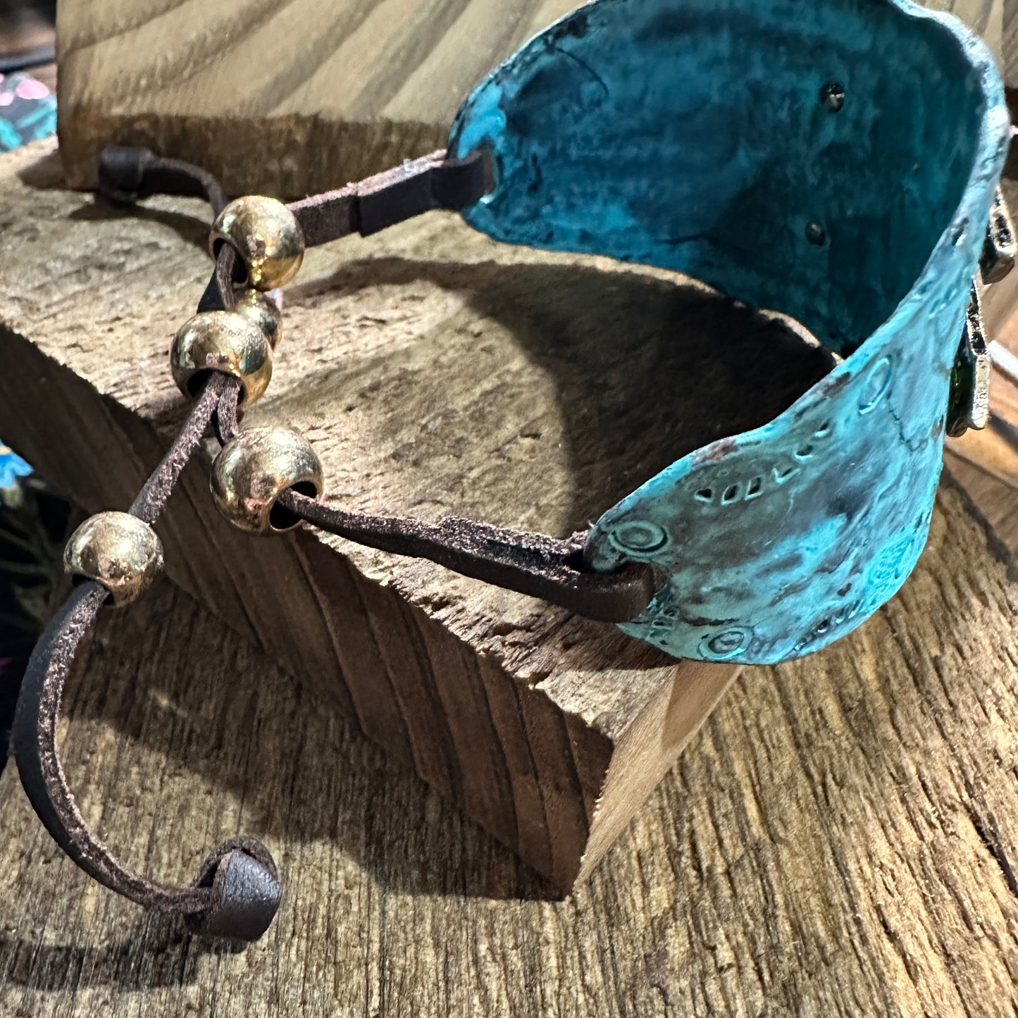 Native Cross Arrow Red Stone Western Bracelet Cuff with Adjustable Leather Straps Silver Elegant
