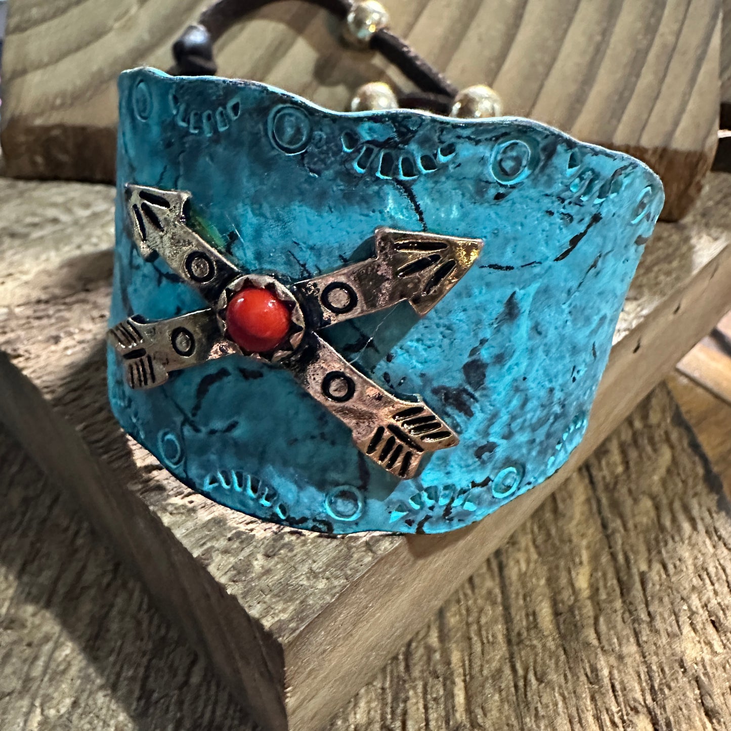 Native Cross Arrow Red Stone Western Bracelet Cuff with Adjustable Leather Straps Silver Elegant