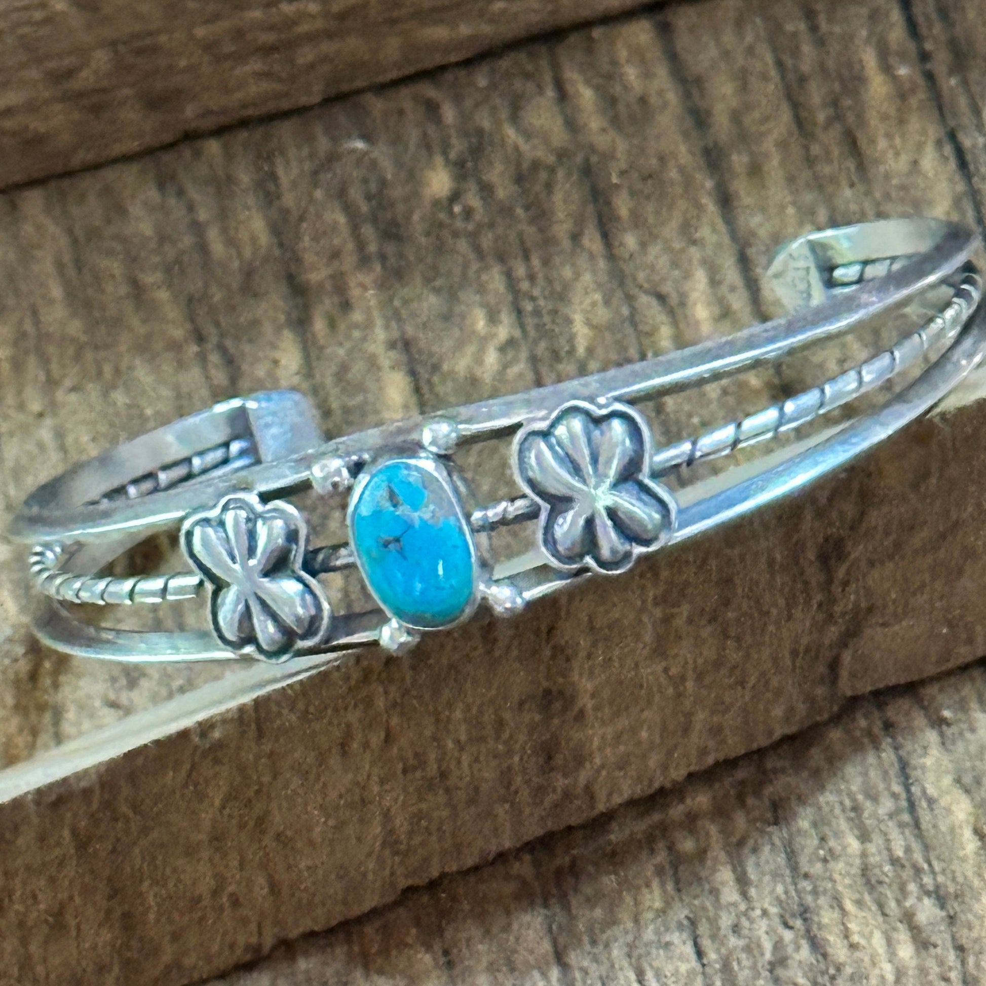 Navajo Style Sterling Cuff & Kingman Turquoise Floral Cuff Bracelet, Gift Box Silver Elegant