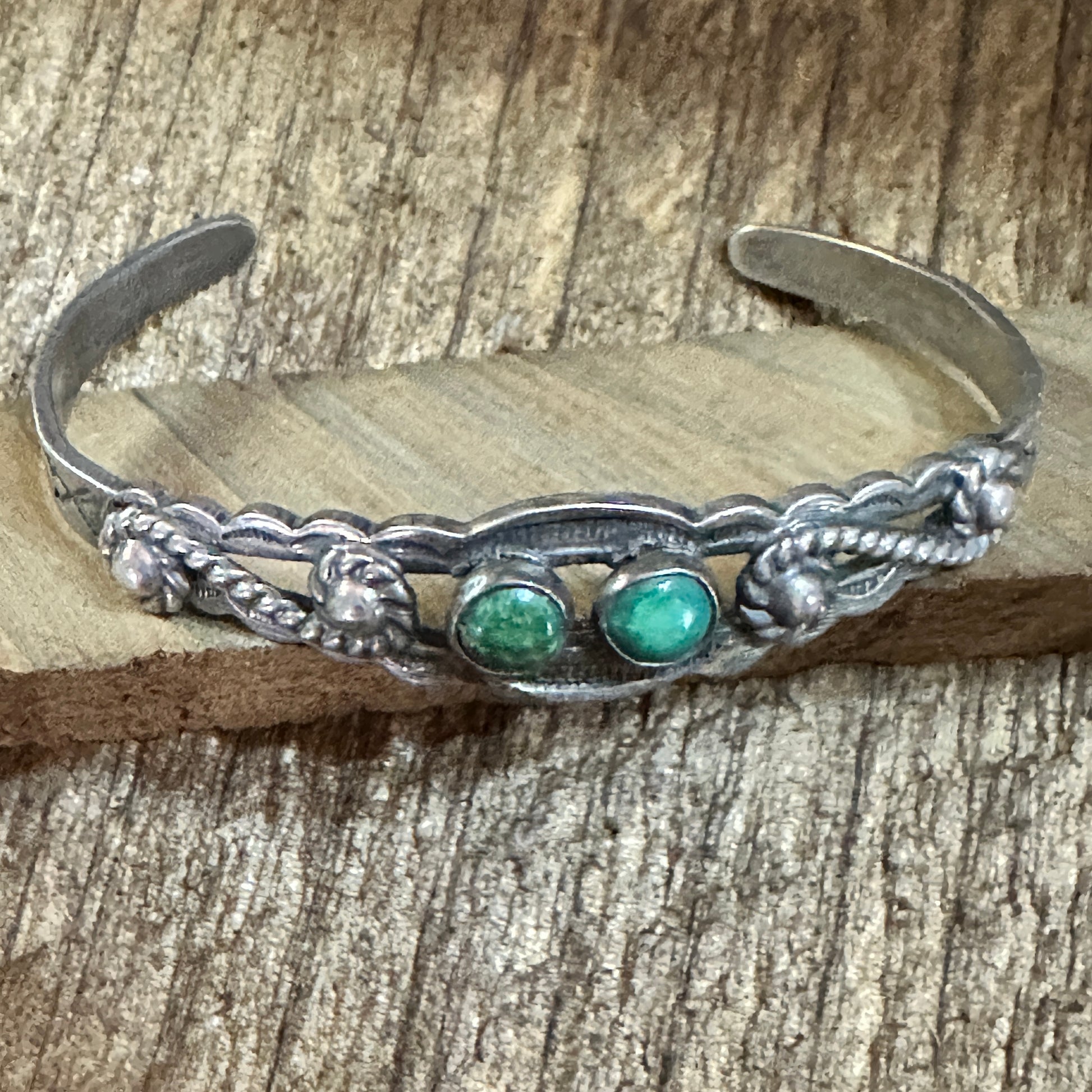 Handmade Navajo Style Spice Mojave Oxidized Sterling Silver Cuff Bracelet Silver Elegant