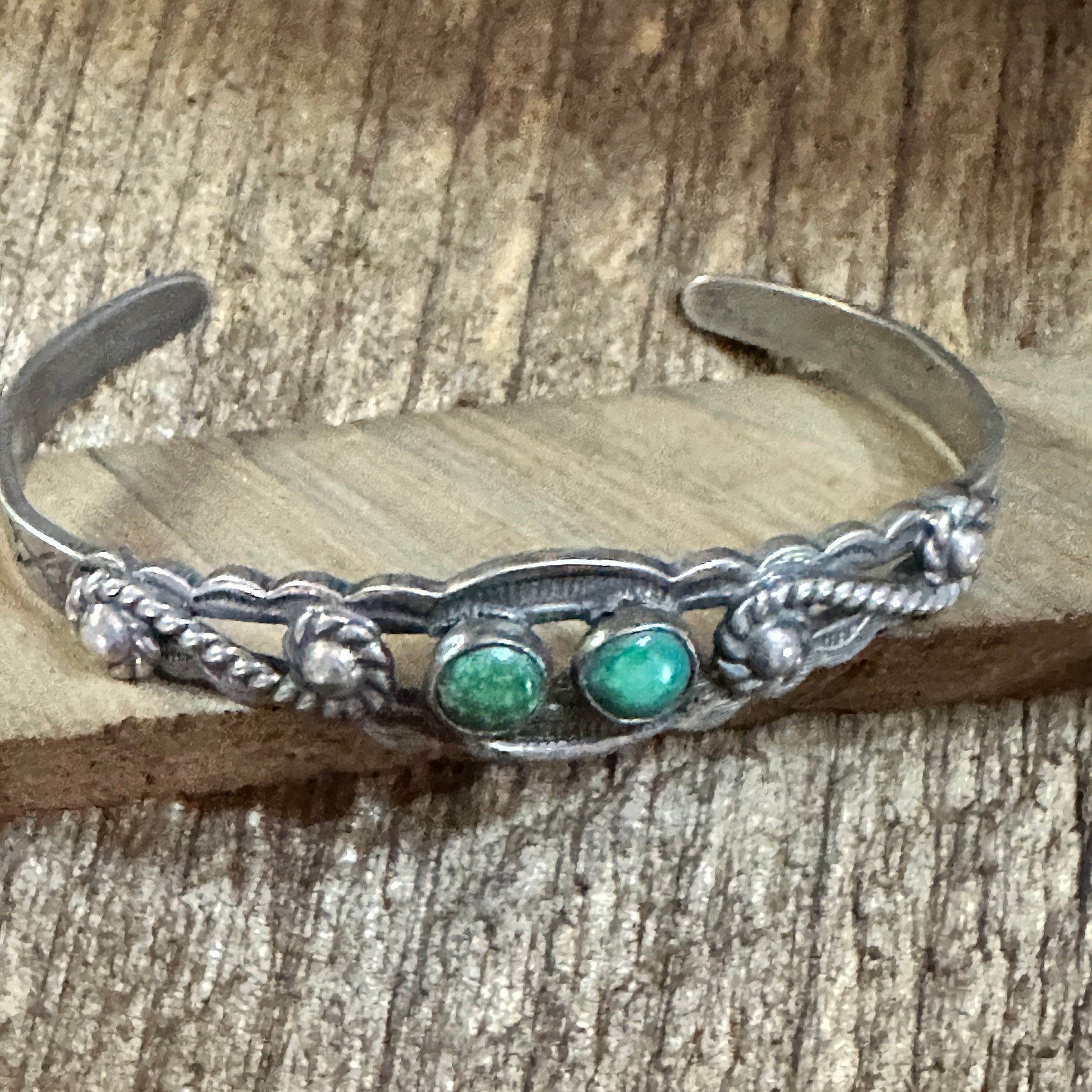 Handmade Navajo Style Spice Mojave Oxidized Sterling Silver Cuff Bracelet Silver Elegant