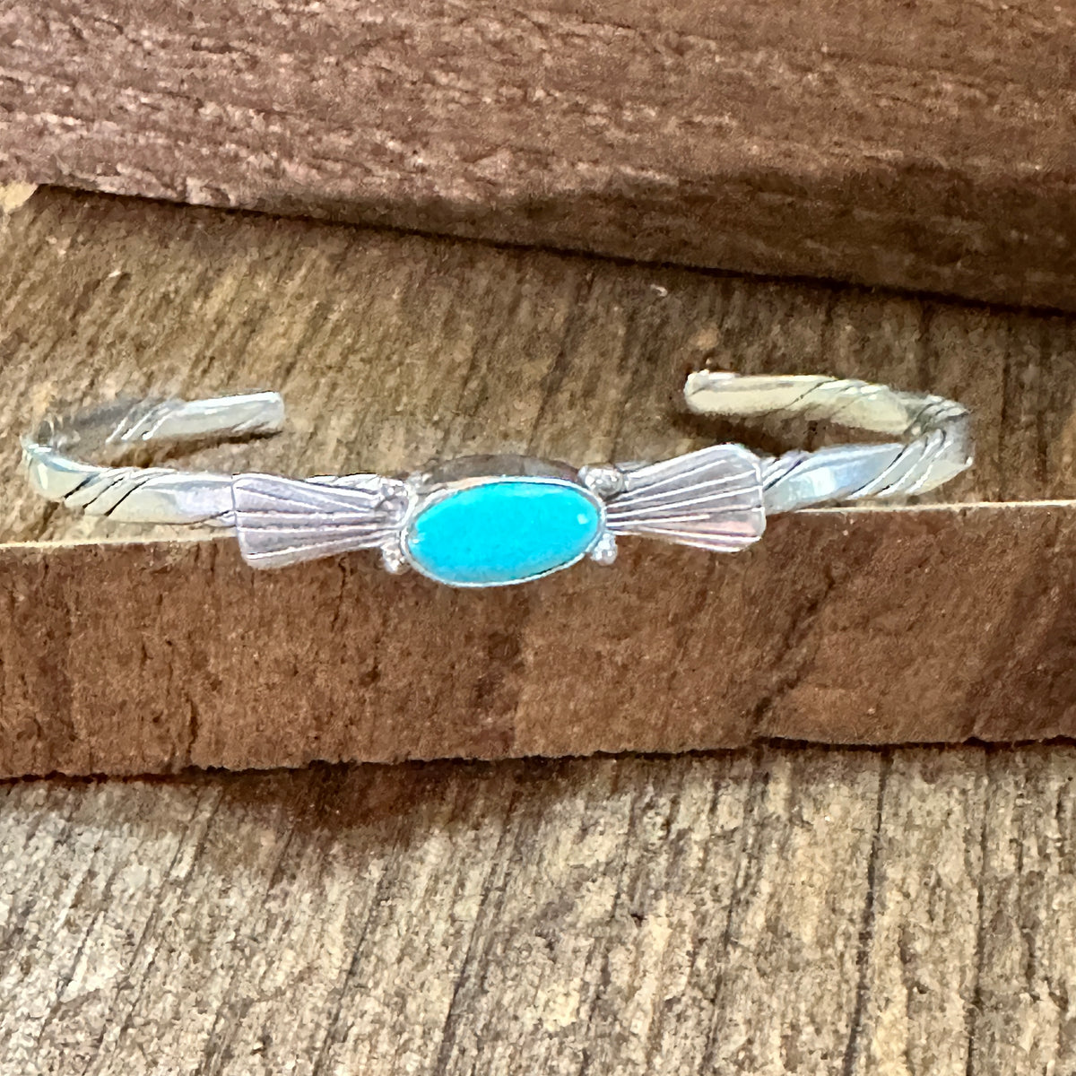Navajo Style Sterling Silver & Kingman Turquoise Cuff Bracelet, Stamped Silver Elegant