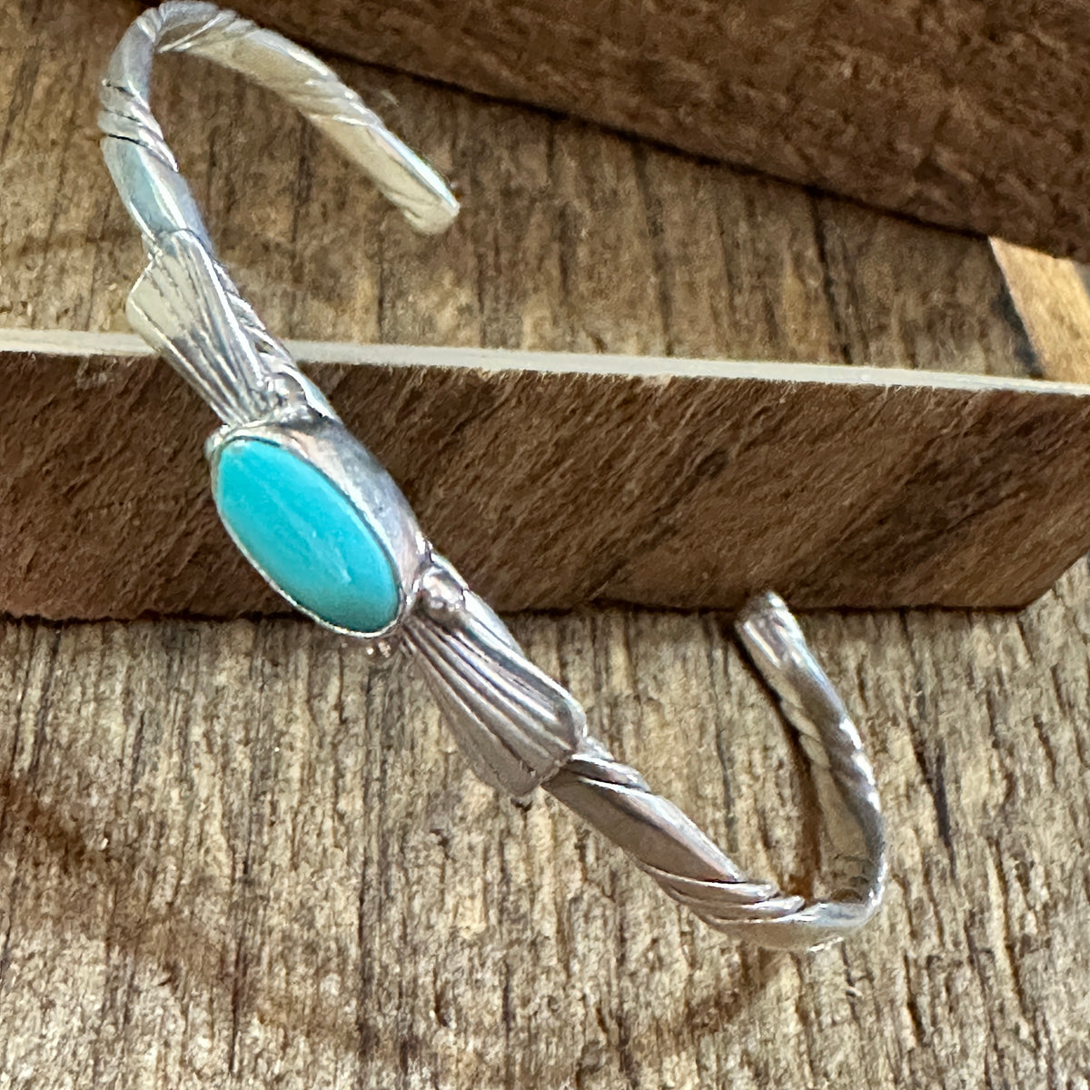 Navajo Style Sterling Silver & Kingman Turquoise Cuff Bracelet, Stamped Silver Elegant