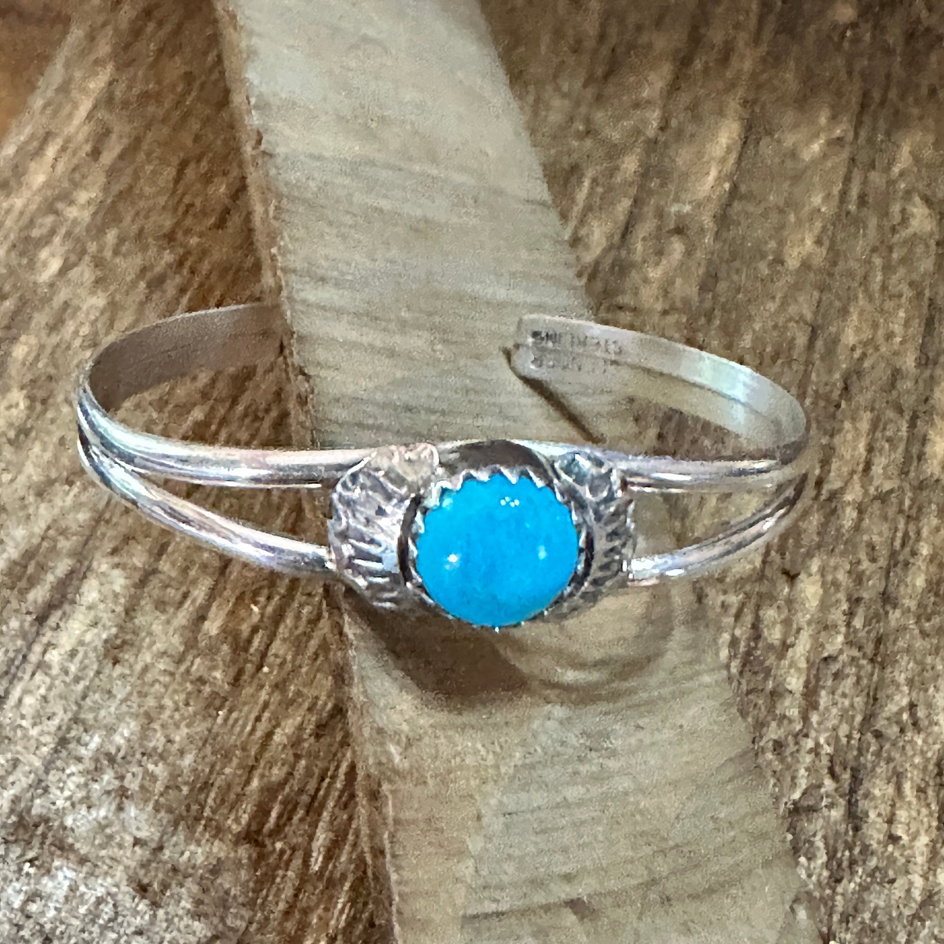 Handmade Navajo Style Sterling Silver & Turquoise Baby Cluster Cuff Bracelet Silver Elegant