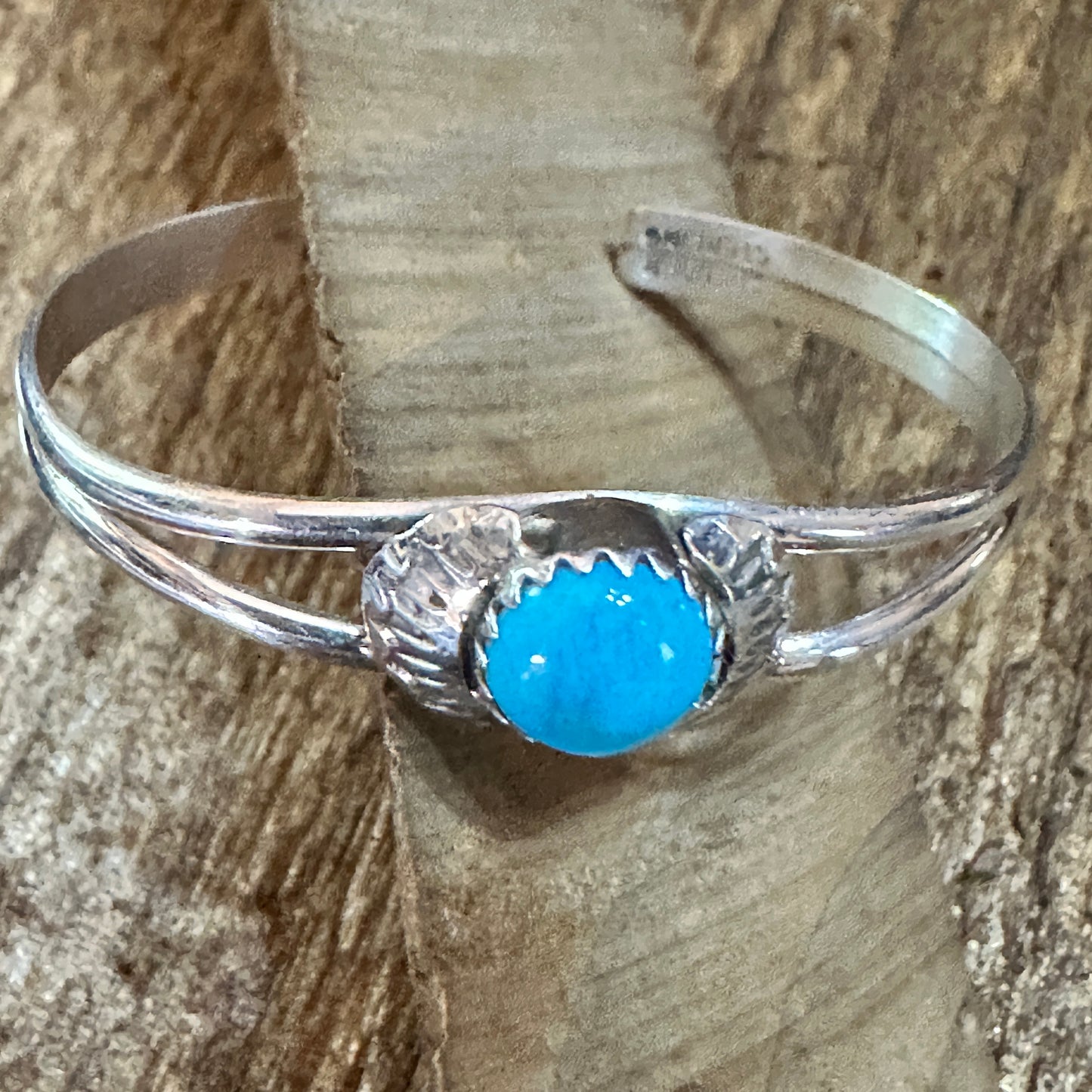 Handmade Navajo Style Sterling Silver & Turquoise Baby Cluster Cuff Bracelet Silver Elegant