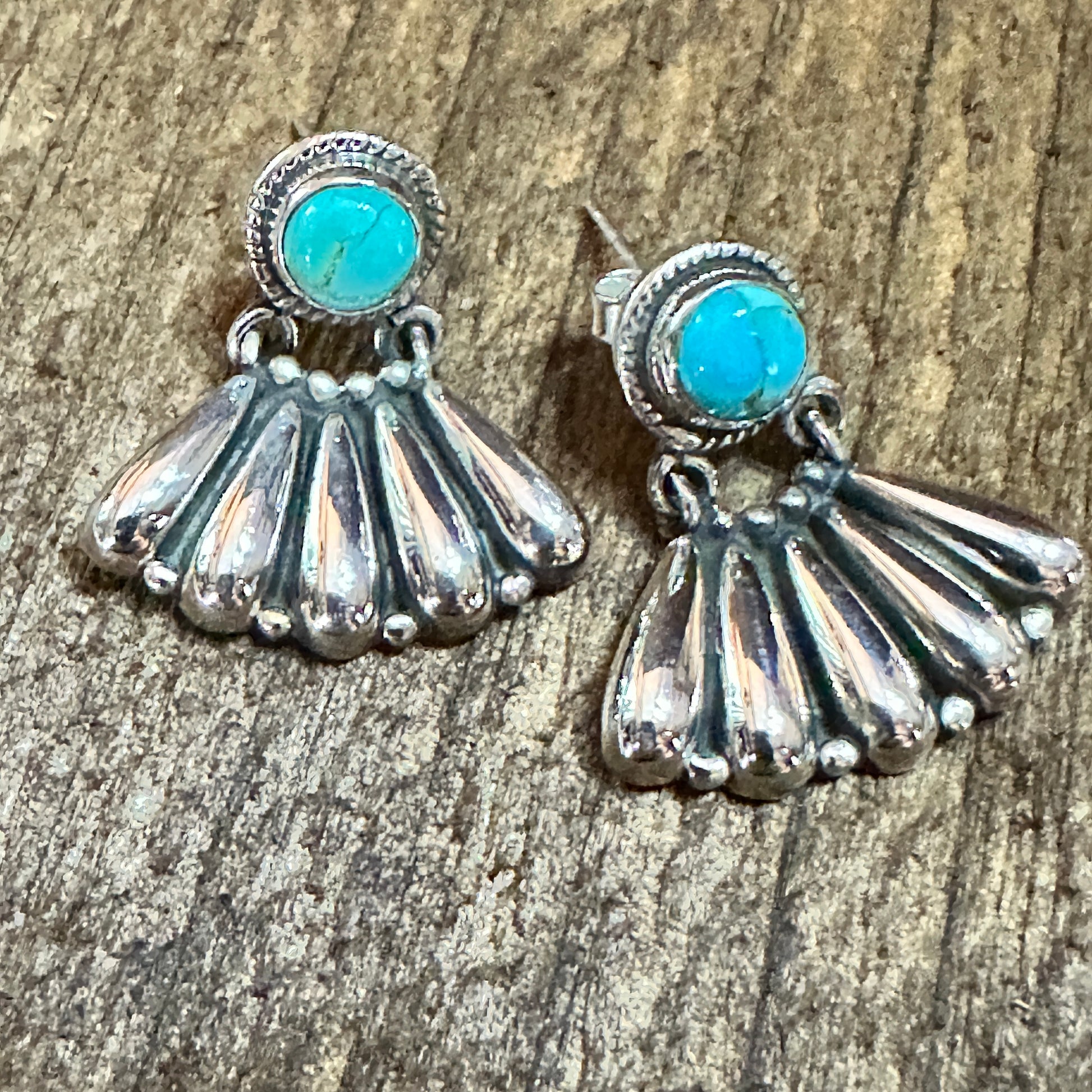 Handmade Kingman Turquoise Stud Earrings 925 Sterling Silver Signed Silver Elegant