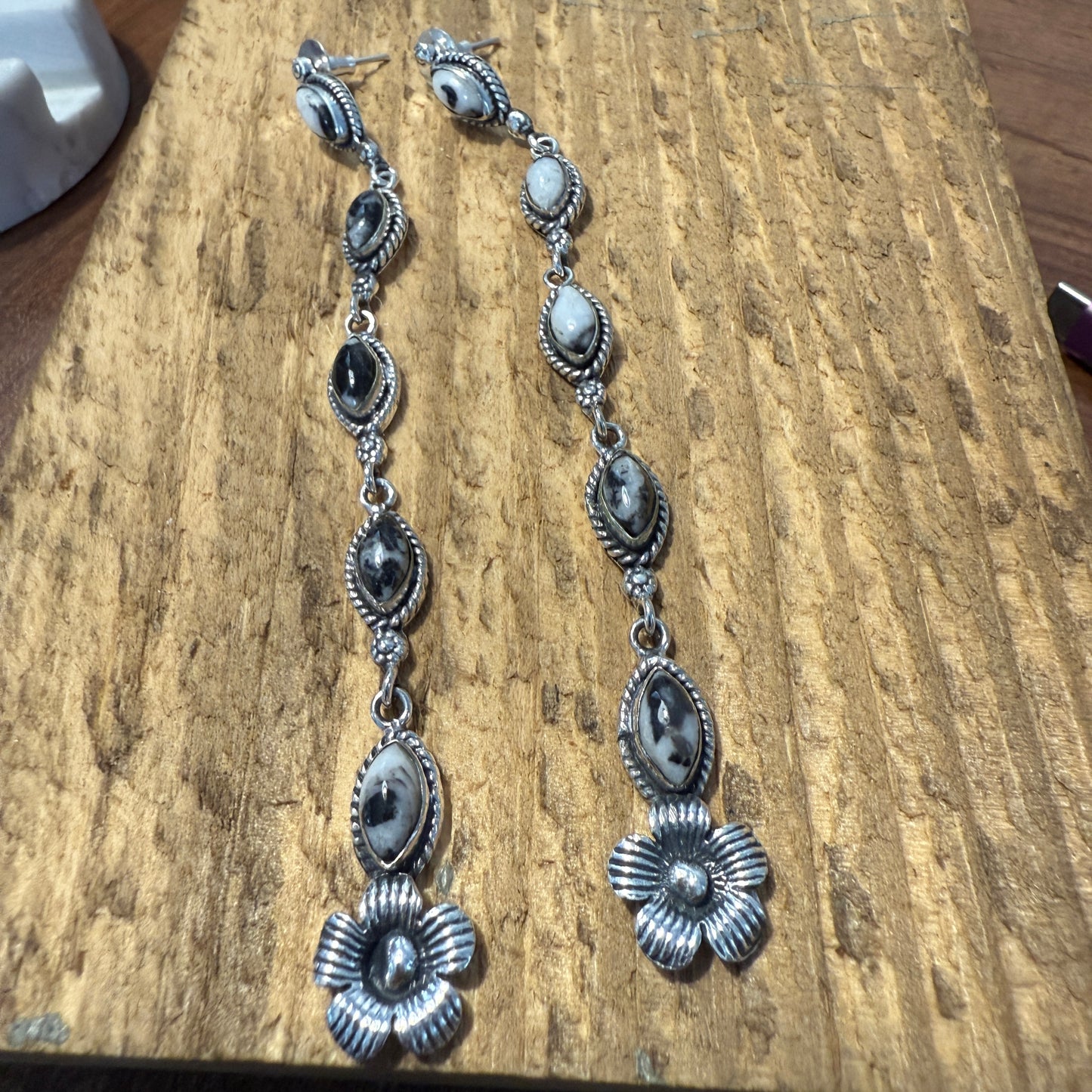 White Buffalo Dahlia Turquoise Gemstone Stud Earrings Silver Elegant