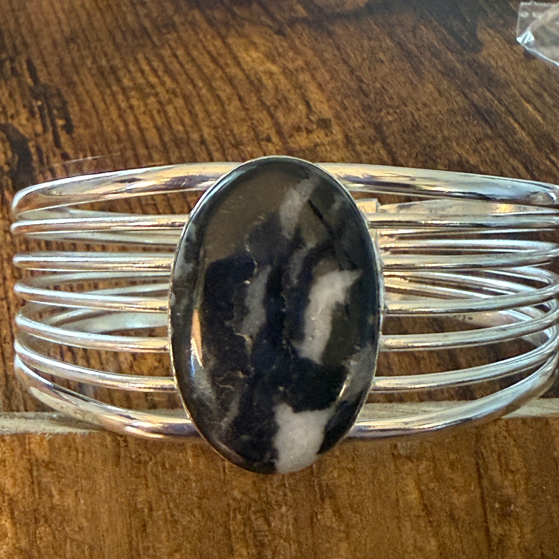 Navajo Style White Buffalo Dahlia Turquoise Sterling Silver Wide Cuff Bangle Bracelet Silver Elegant