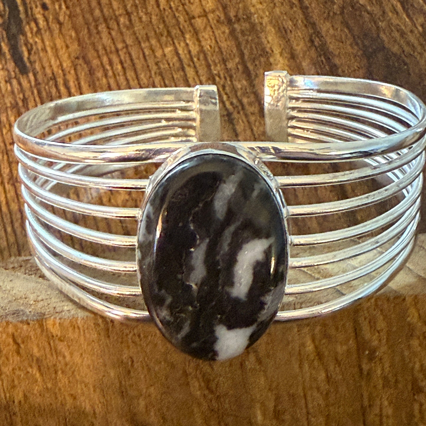 Navajo Style White Buffalo Dahlia Turquoise Sterling Silver Wide Cuff Bangle Bracelet Silver Elegant