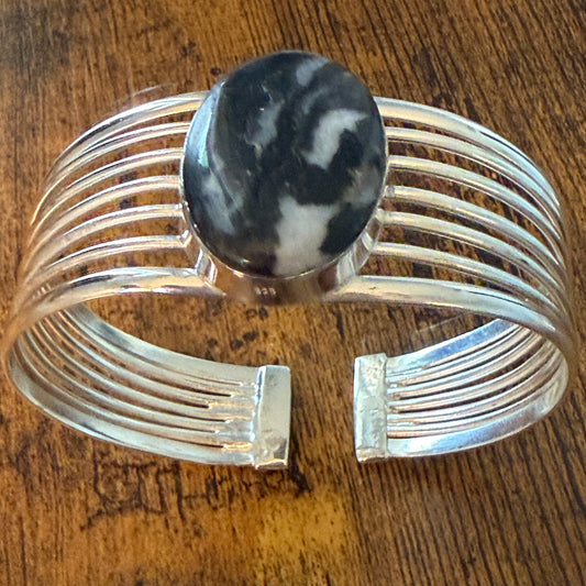 Navajo Style White Buffalo Dahlia Turquoise Sterling Silver Wide Cuff Bangle Bracelet Silver Elegant