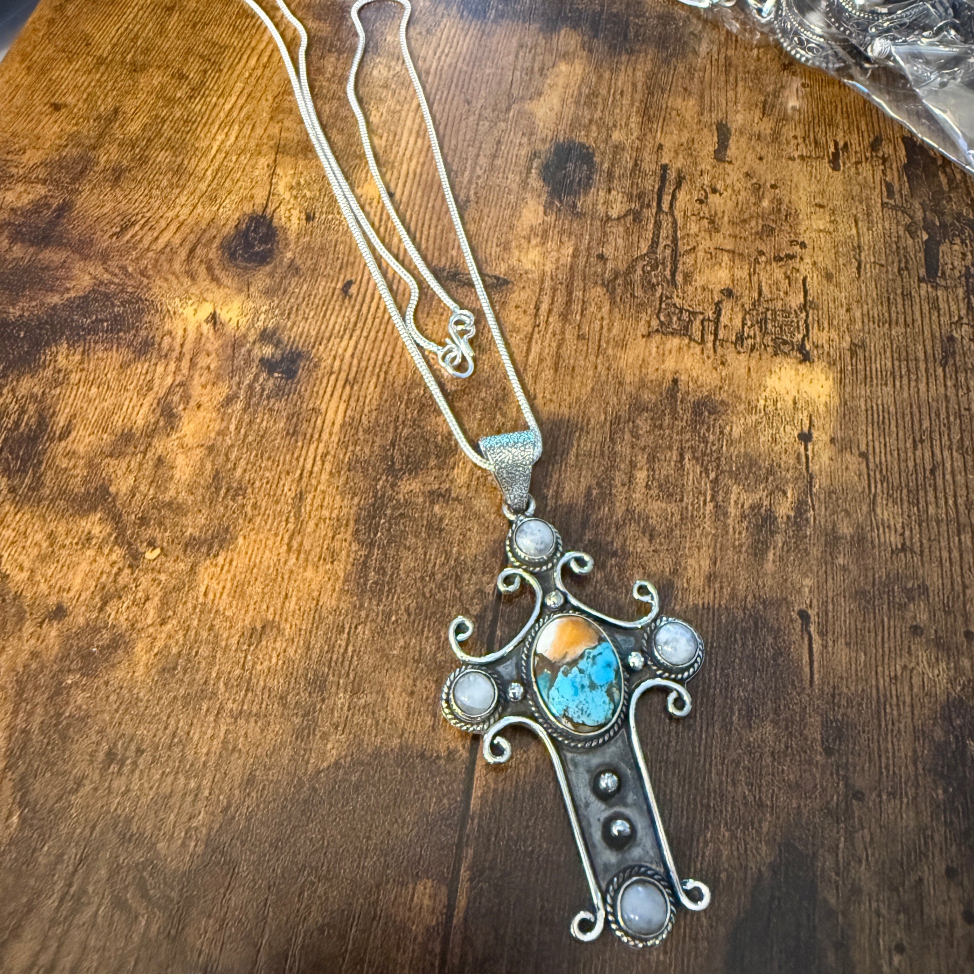Religion Cross Blue Turquoise Copper Dalhia Oval Natural Stone Rainbow Moonstone Pendant Necklace Silver Elegant