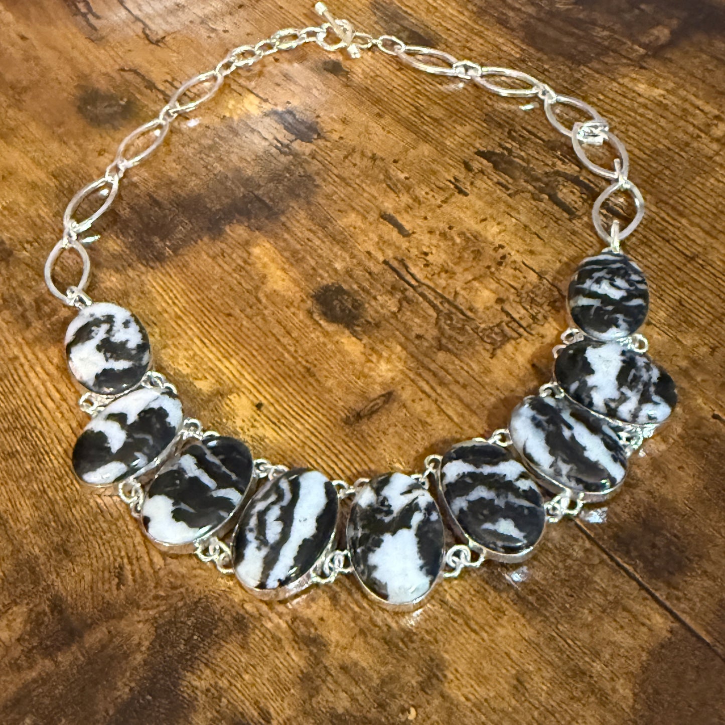 White Buffalo Dalhia Turquoise Stone Necklace With 925 Sterling Silver Link Silver Elegant