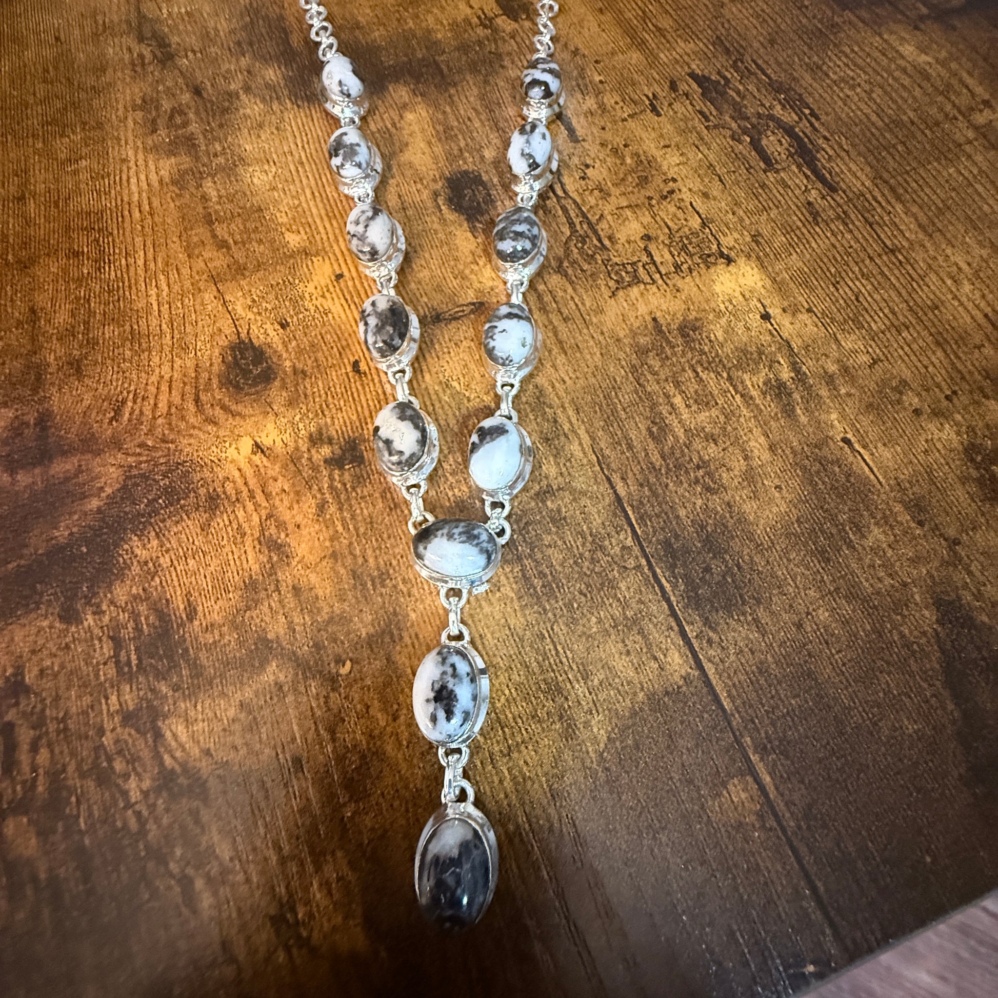 White Buffalo Dalhia Turquoise Stone Y Necklace 925 Sterling Silver Link Silver Elegant