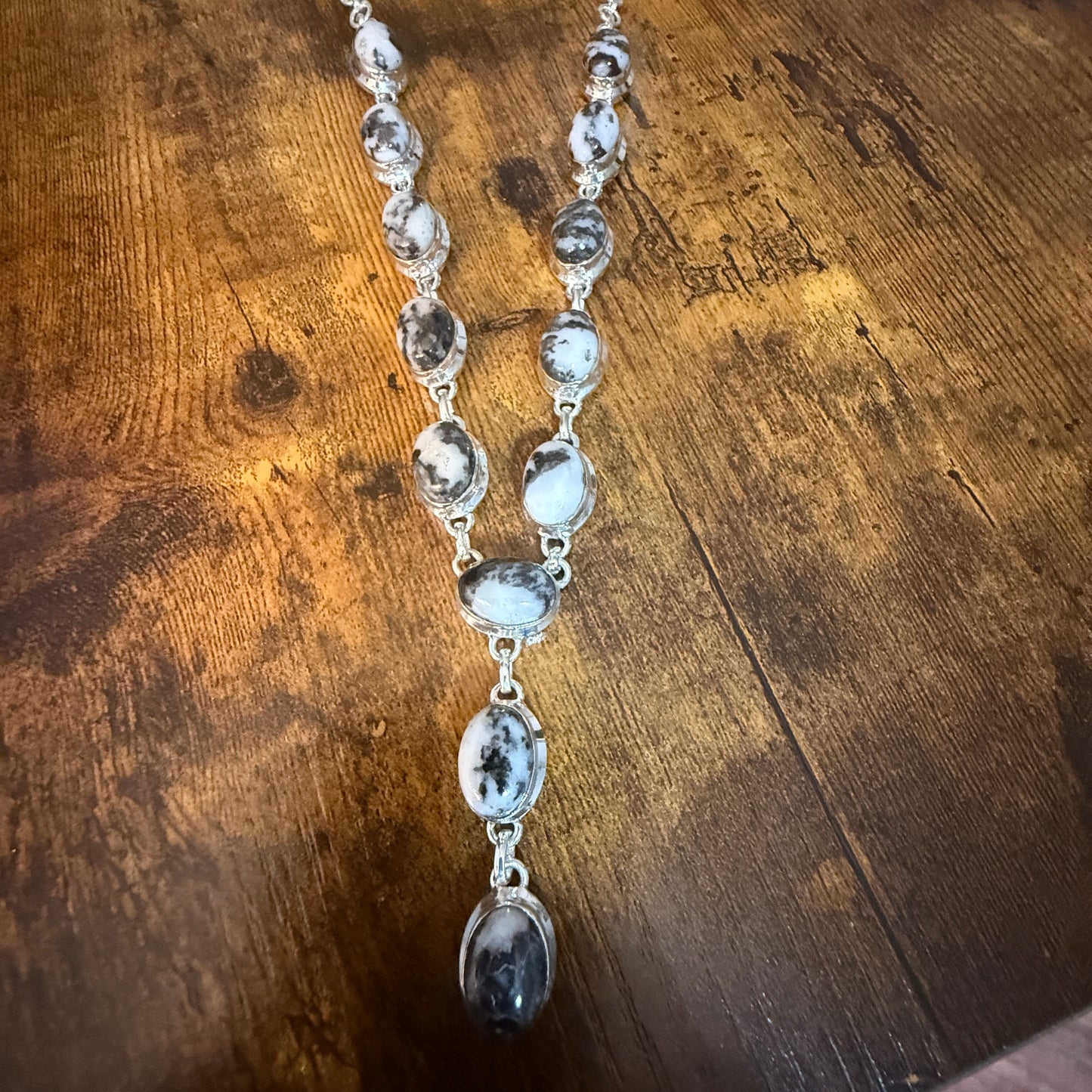 White Buffalo Dalhia Turquoise Stone Y Necklace 925 Sterling Silver Link Silver Elegant