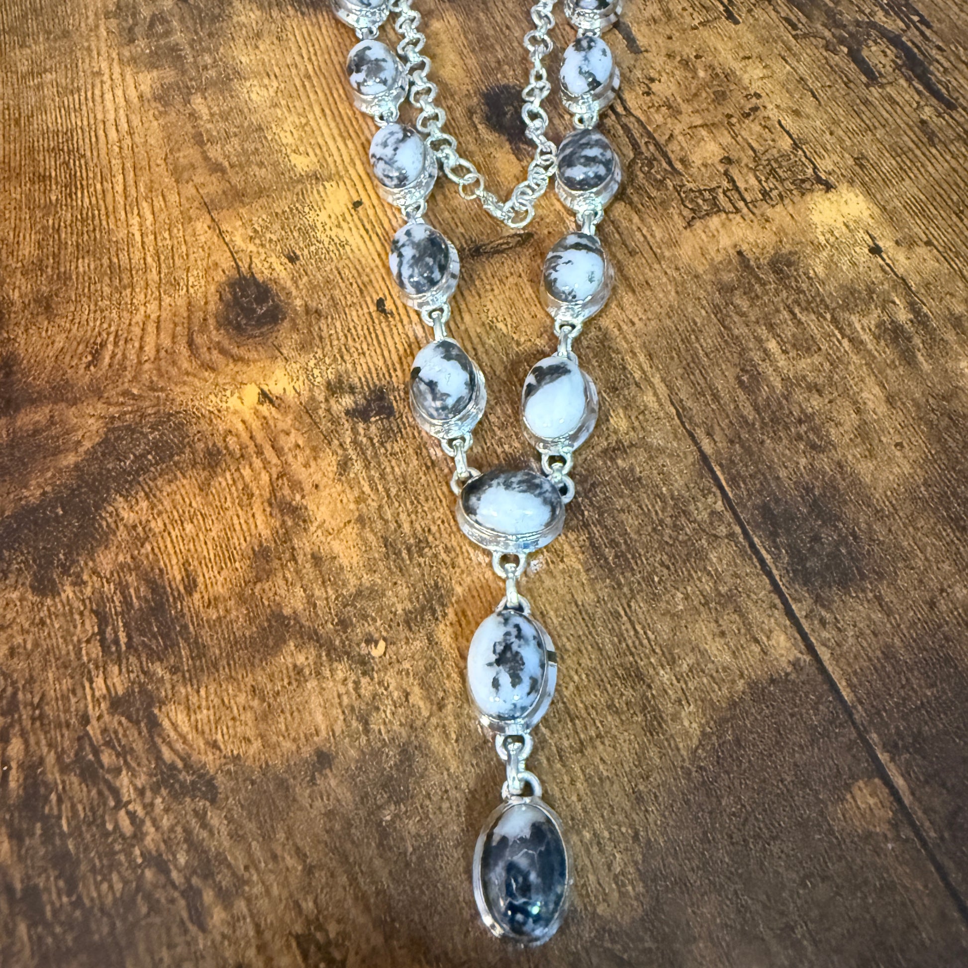 White Buffalo Dalhia Turquoise Stone Y Necklace 925 Sterling Silver Link Silver Elegant