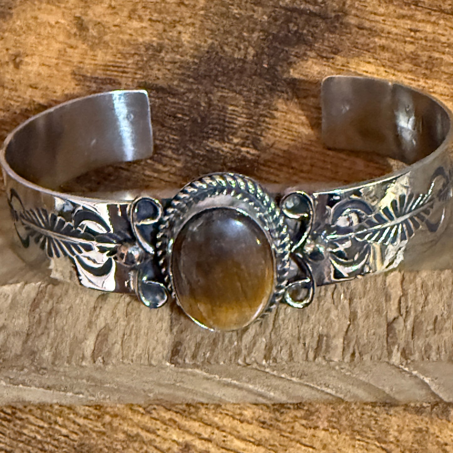 Navajo Inspired Tiger Eye Cuff Bracelet Signed Jackie Cleveland Silver Elegant