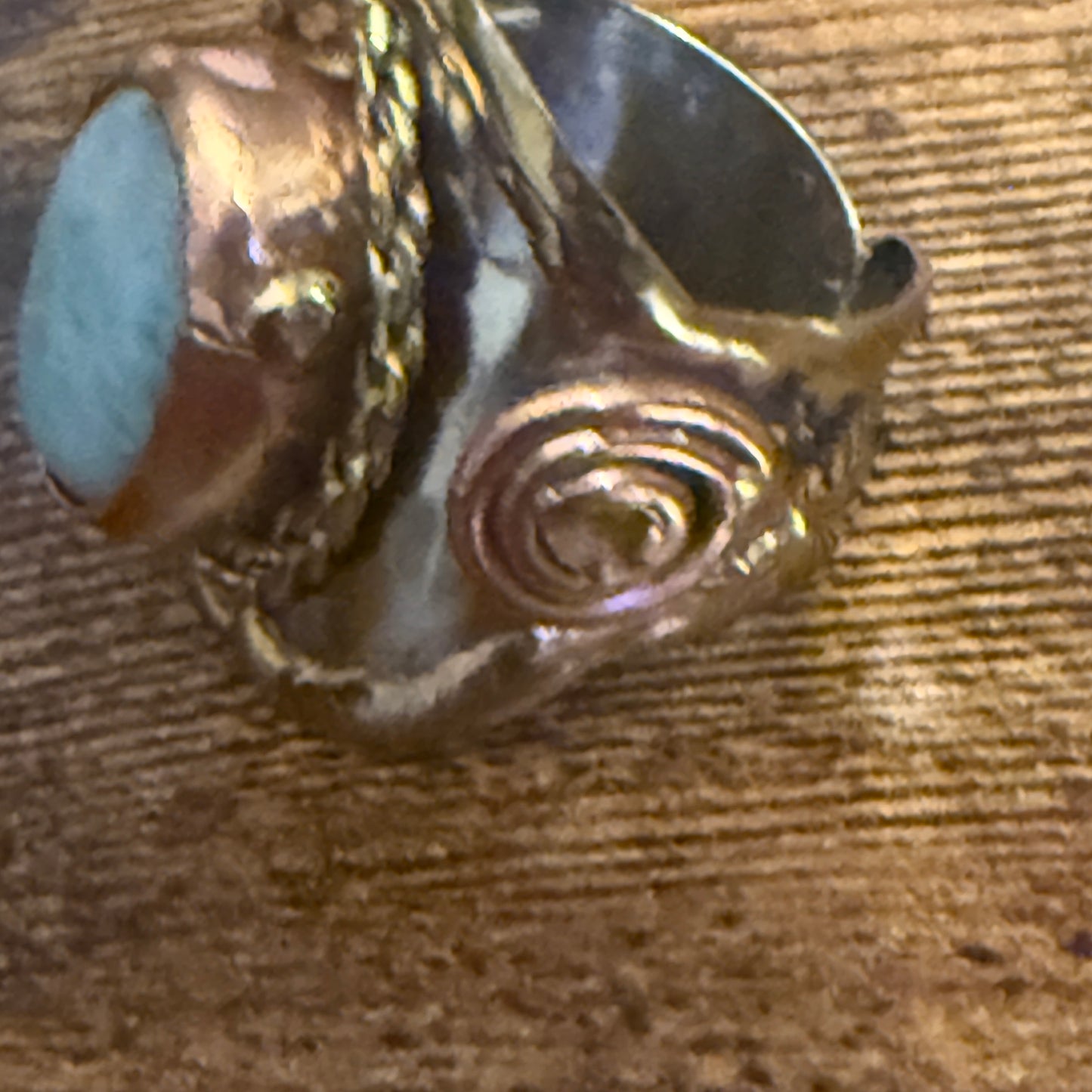 Handcrafted Green Apatite Natural Gemstone Adjustable Ring Mixed Metals Silver Elegant