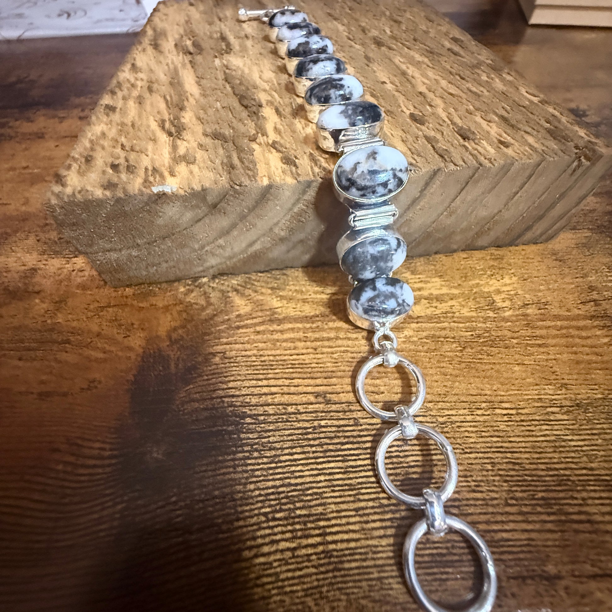 White Buffalo Turquoise Dalhia Bezel 925 Sterling Silver Chain Link Bracelet Silver Elegant