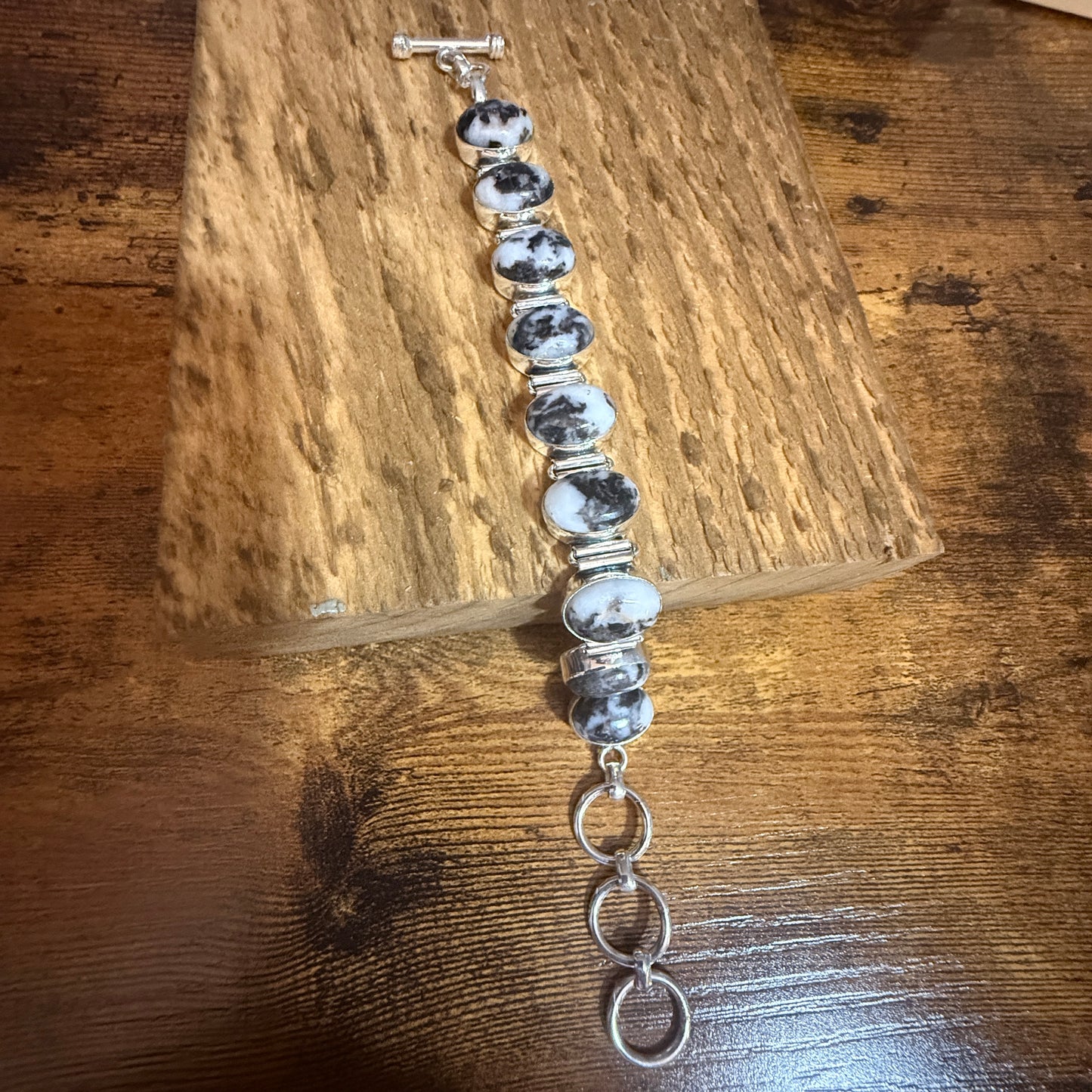 White Buffalo Turquoise Dalhia Bezel 925 Sterling Silver Chain Link Bracelet Silver Elegant