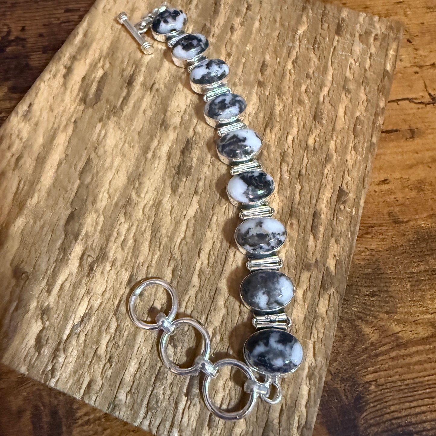 White Buffalo Turquoise Dalhia Bezel 925 Sterling Silver Chain Link Bracelet Silver Elegant