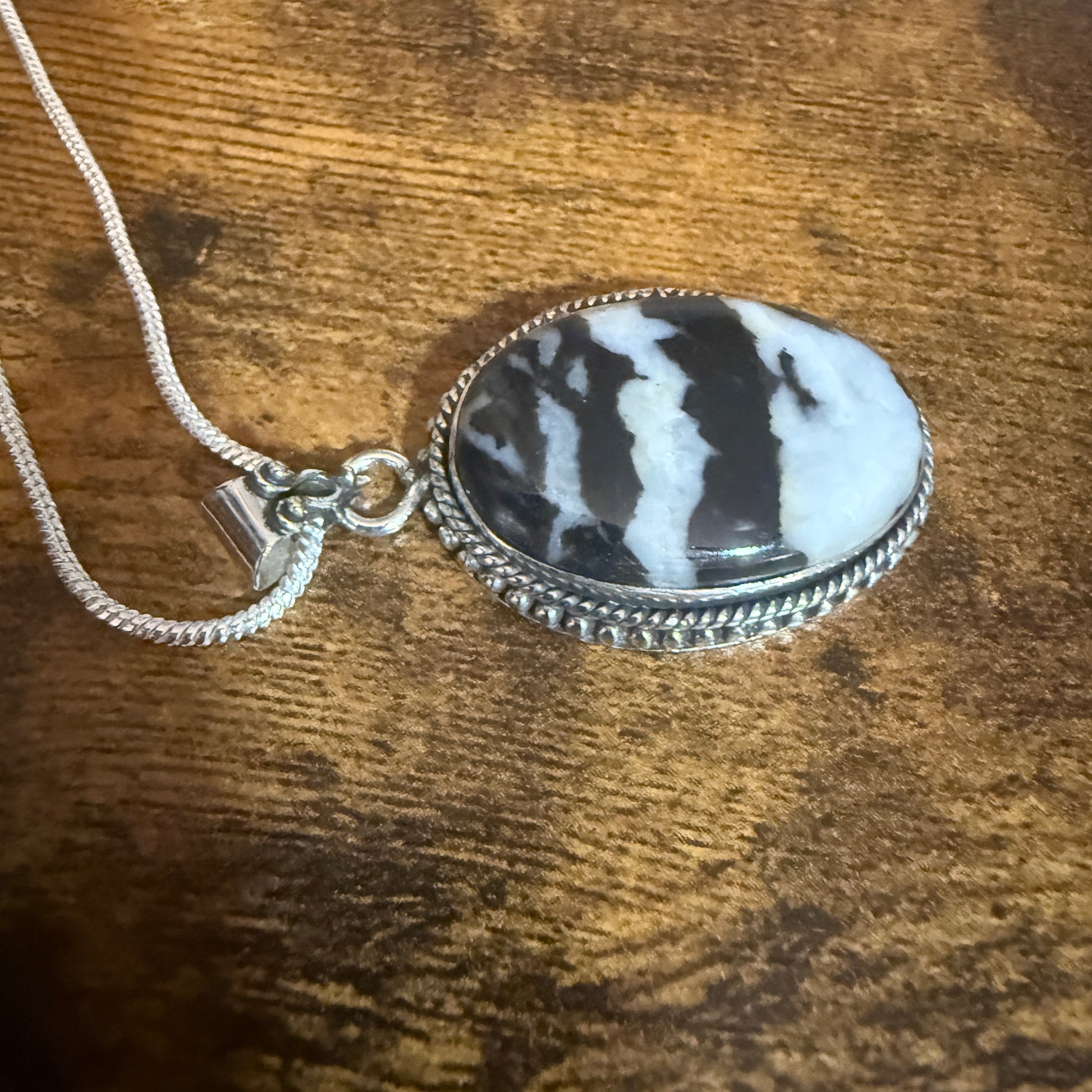 White Buffalo Turquoise Dahlia Pendant Sterling Silver 18 Inch Chain Silver Elegant