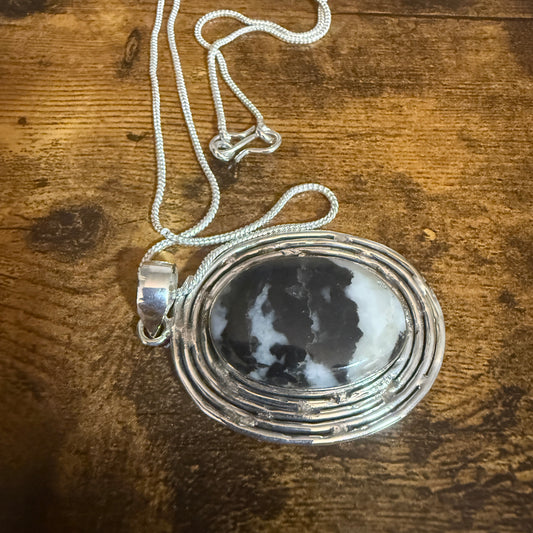White Buffalo Turquoise Dahlia Pendant Necklace 925 Sterling Silver 18 Chain Silver Elegant