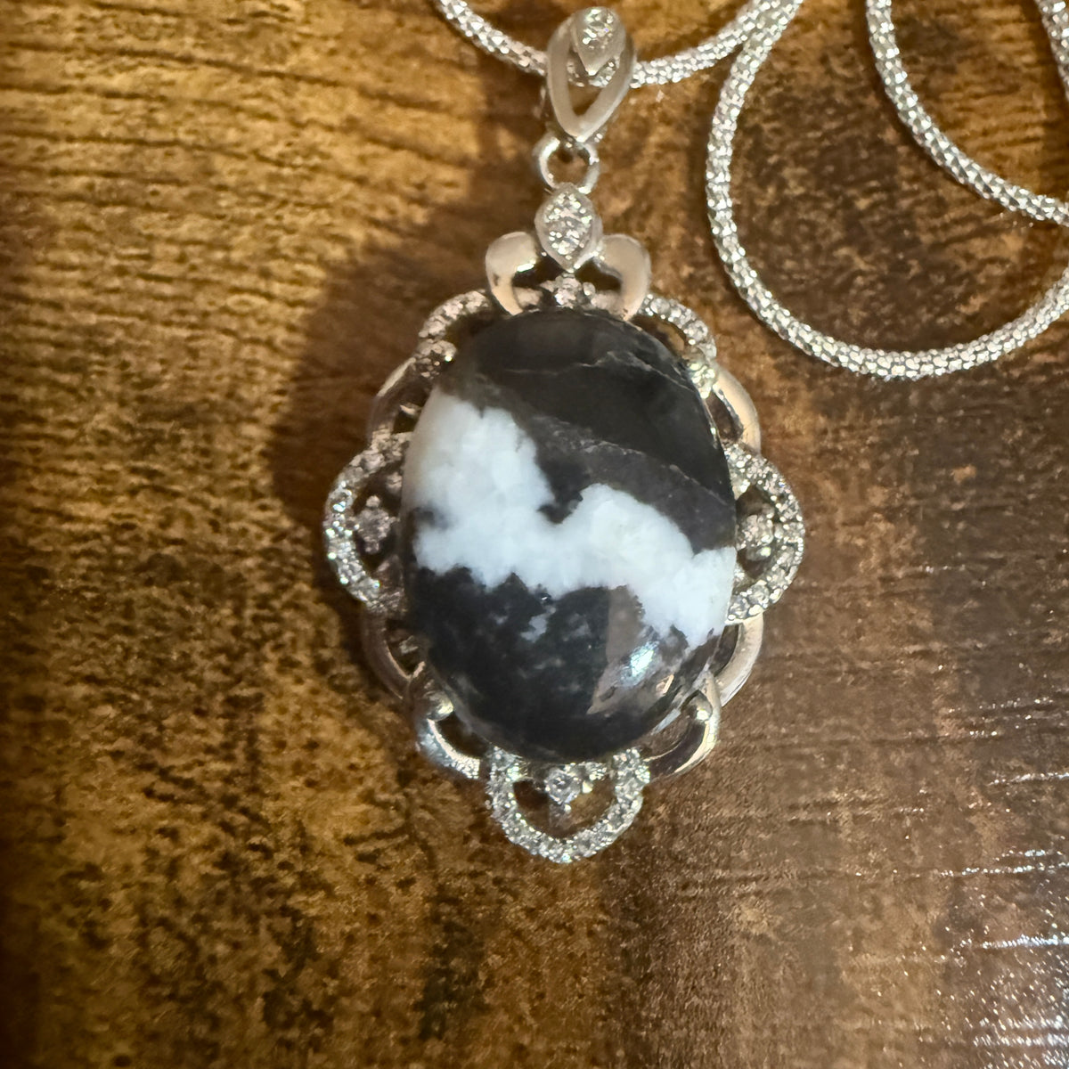 White Buffalo Turquoise Dahlia Pendant Necklace Sterling Silver 18 Inch Chain Silver Elegant