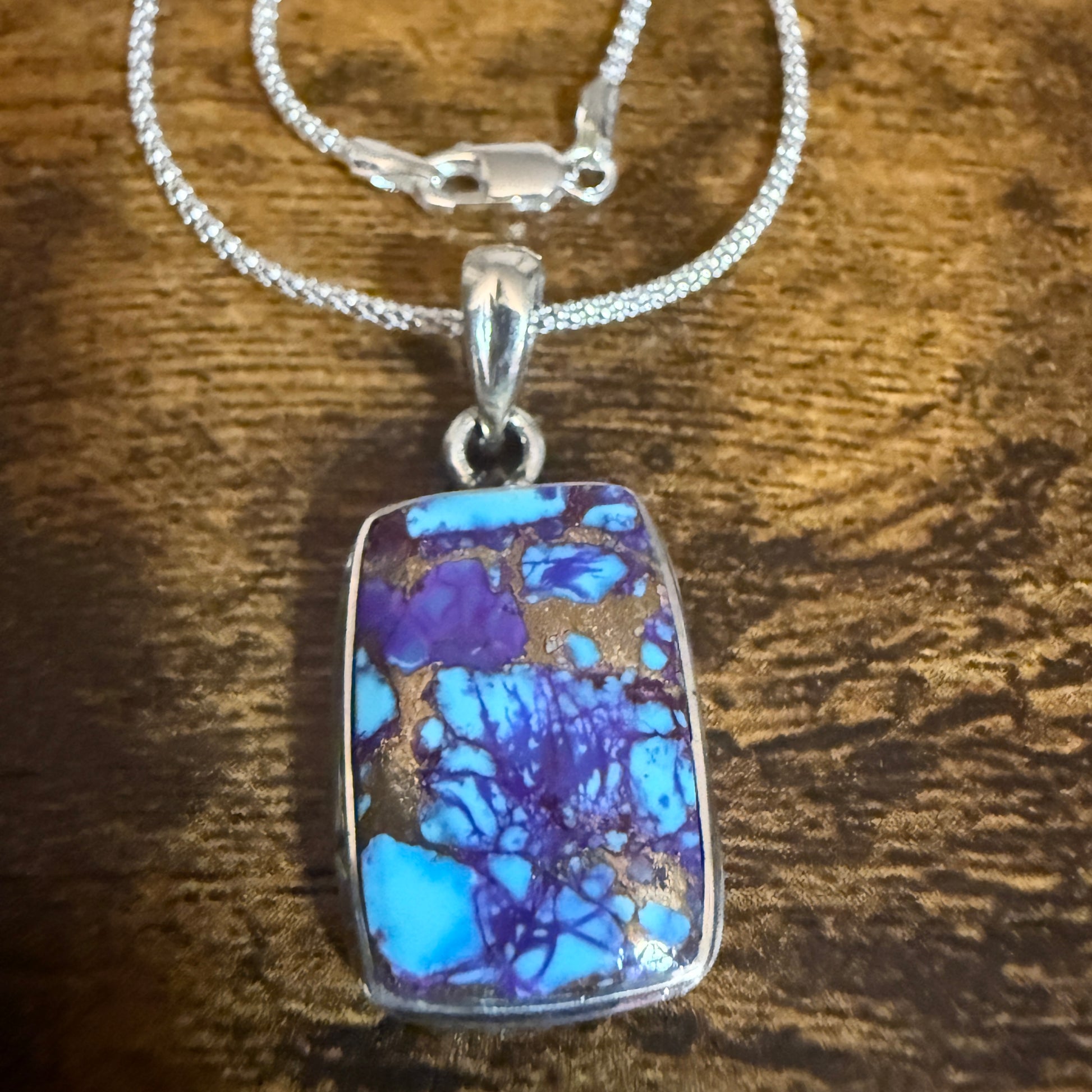 Kingman Purple Dahlia Turquoise Pendant Necklace 925 Sterling Silver 18In Chain Silver Elegant