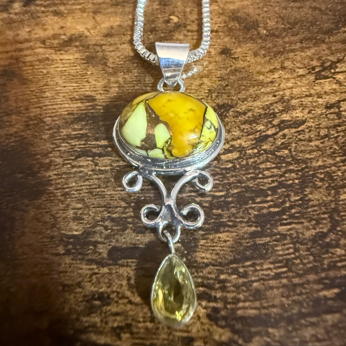 Honey Rose Dahlia Gemstone Pendant Necklace 925 Sterling Silver 20 Inch Silver Elegant