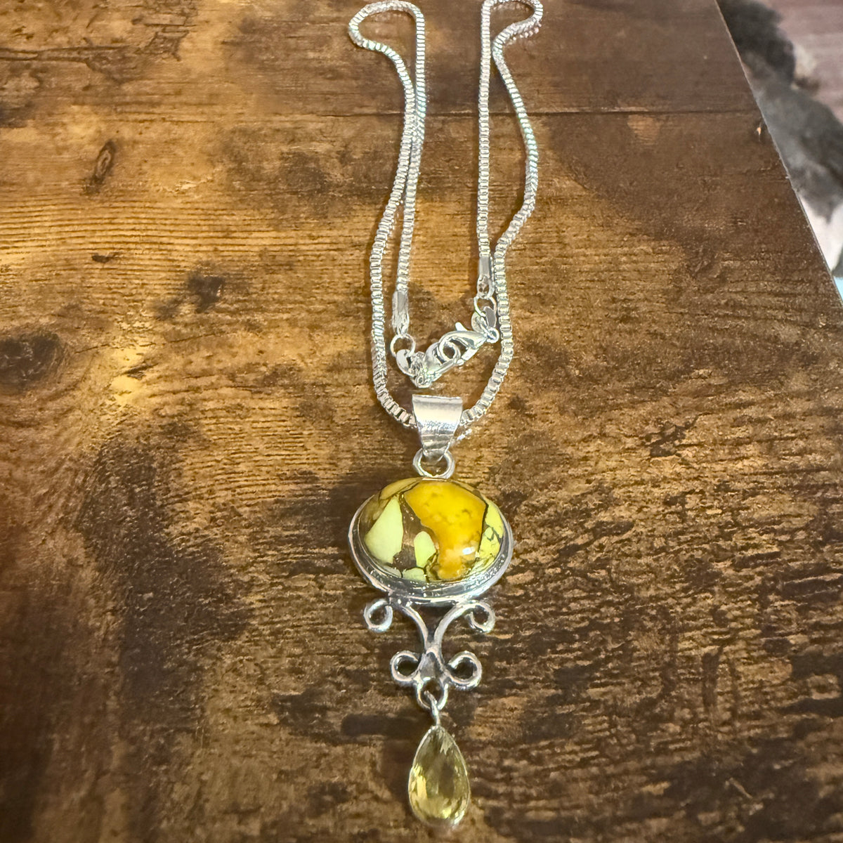 Honey Rose Dahlia Gemstone Pendant Necklace 925 Sterling Silver 20 Inch Silver Elegant