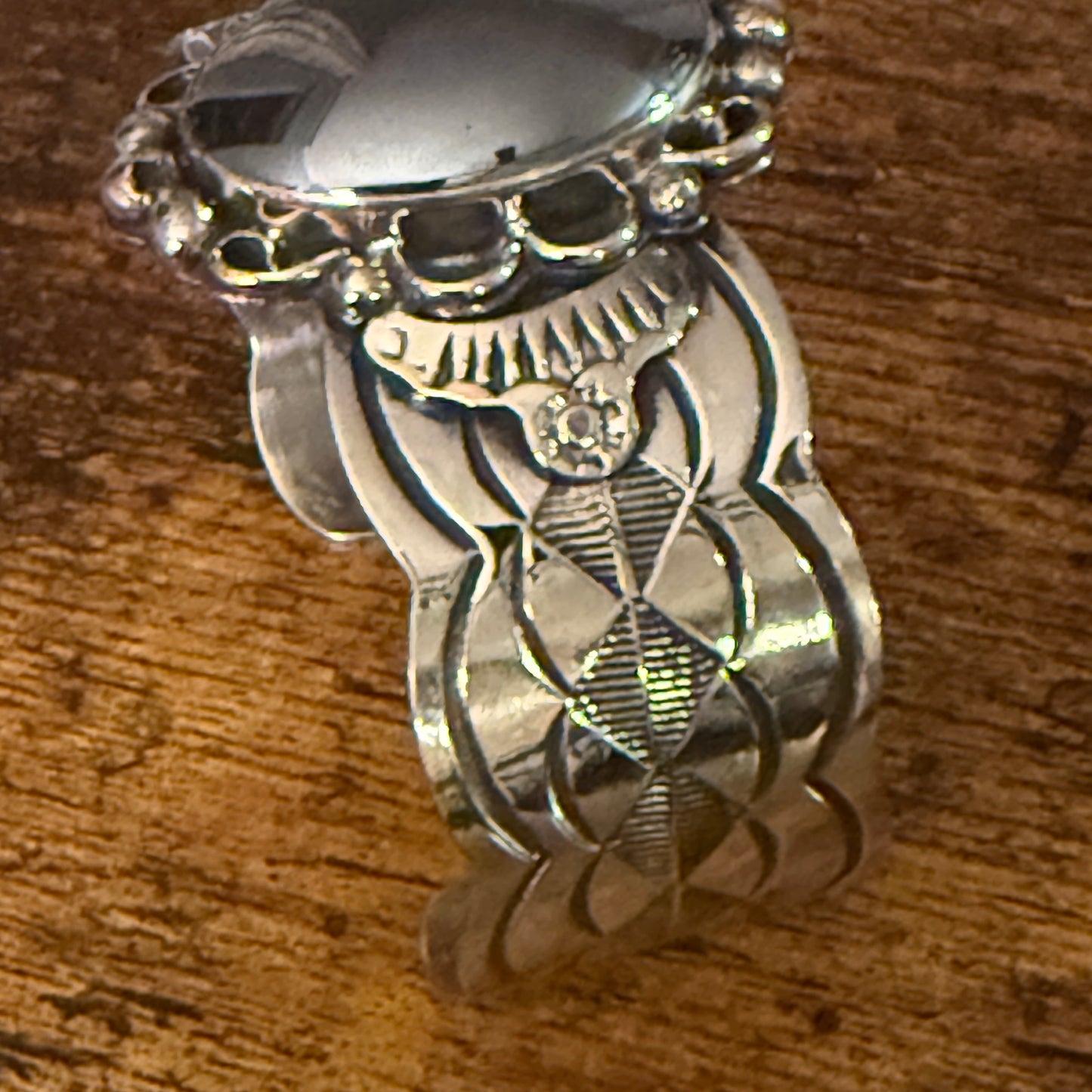 Navajo Inspired Hematite Wide Cuff Bracelet Signed Cleveland Nickel Silver Silver Elegant