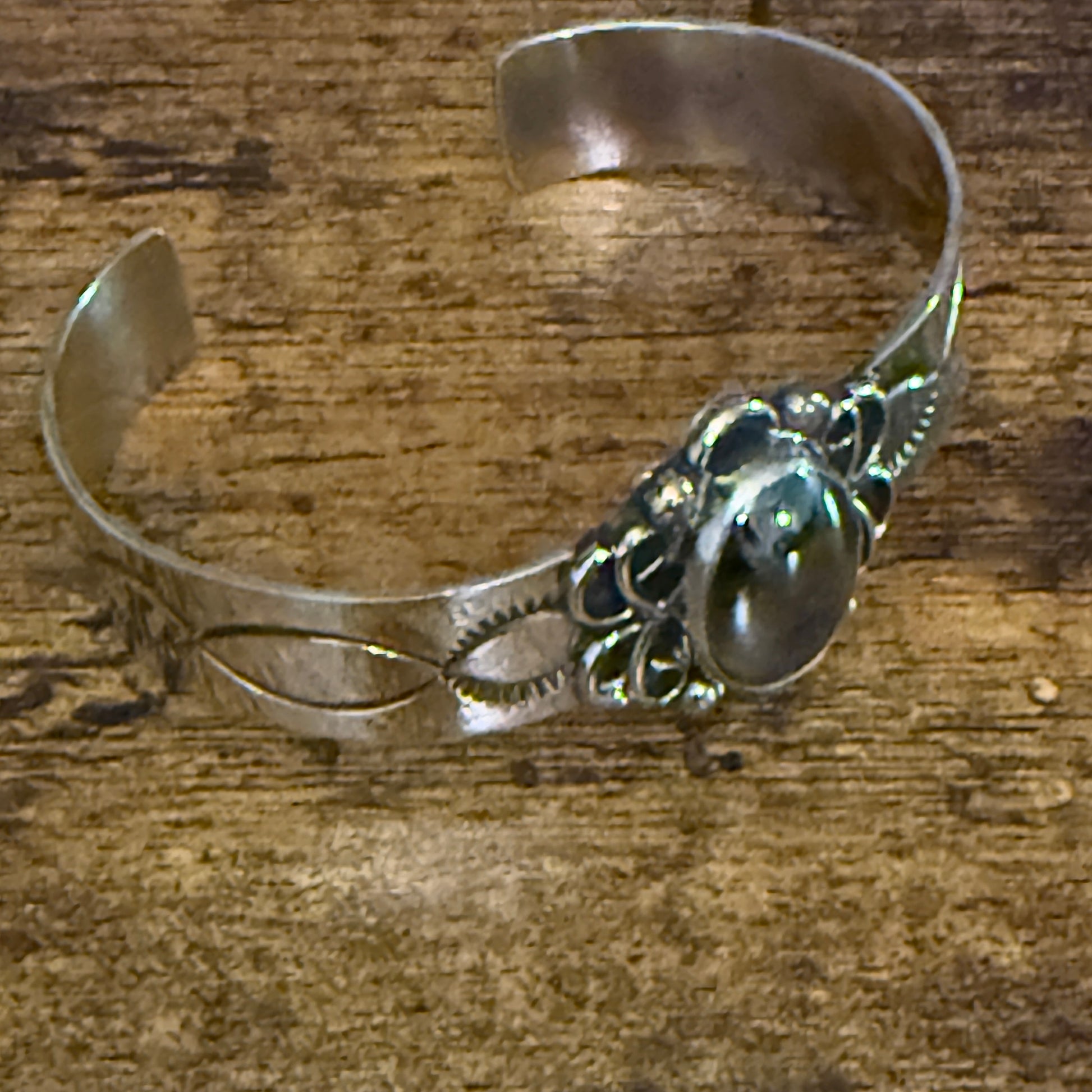 Navajo Inspired Black Onyx Cuff Bracelet Signed by Cleveland Nickel Silver Silver Elegant