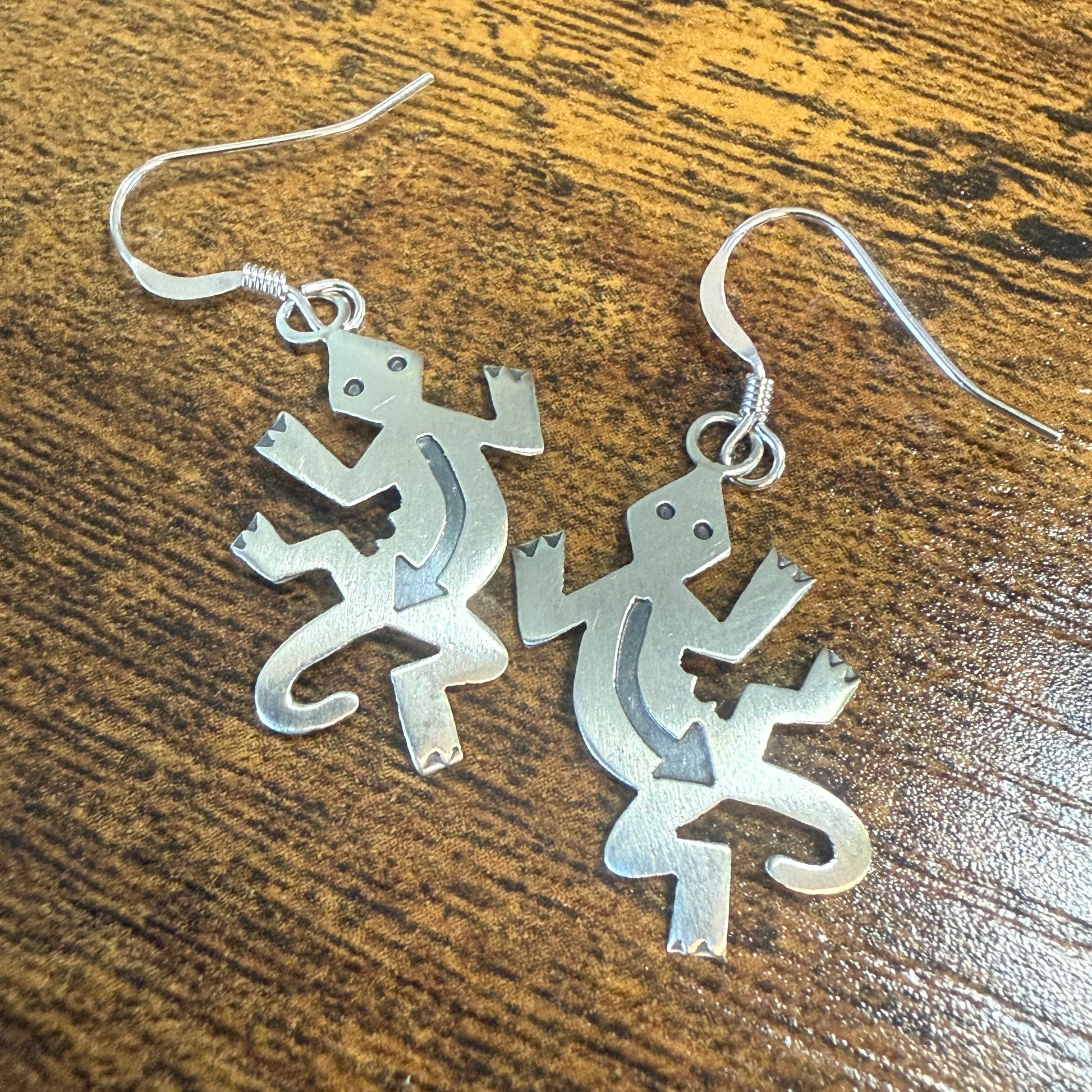 Native American Sterling Silver Lizard Dangle Earrings 1.5 Inch by Gene Silver Elegant