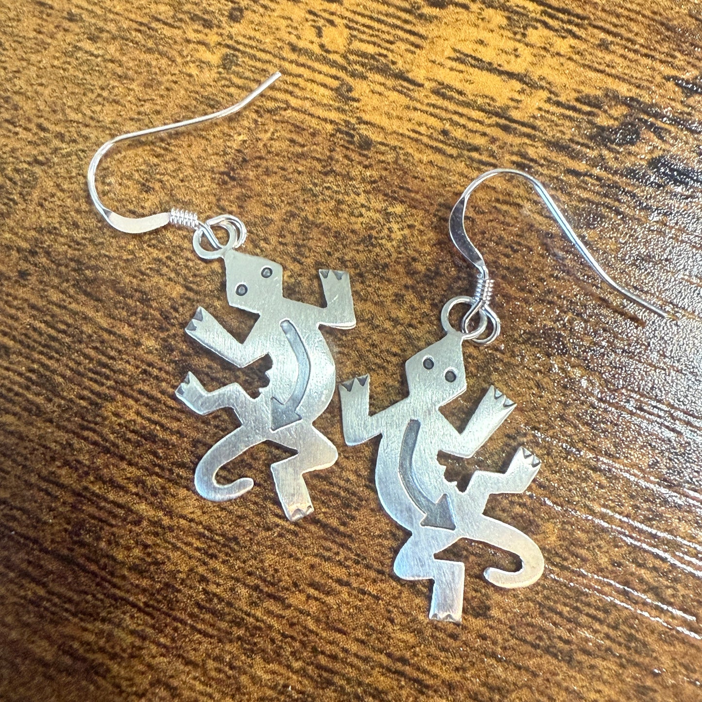 Native American Sterling Silver Lizard Dangle Earrings 1.5 Inch by Gene Silver Elegant
