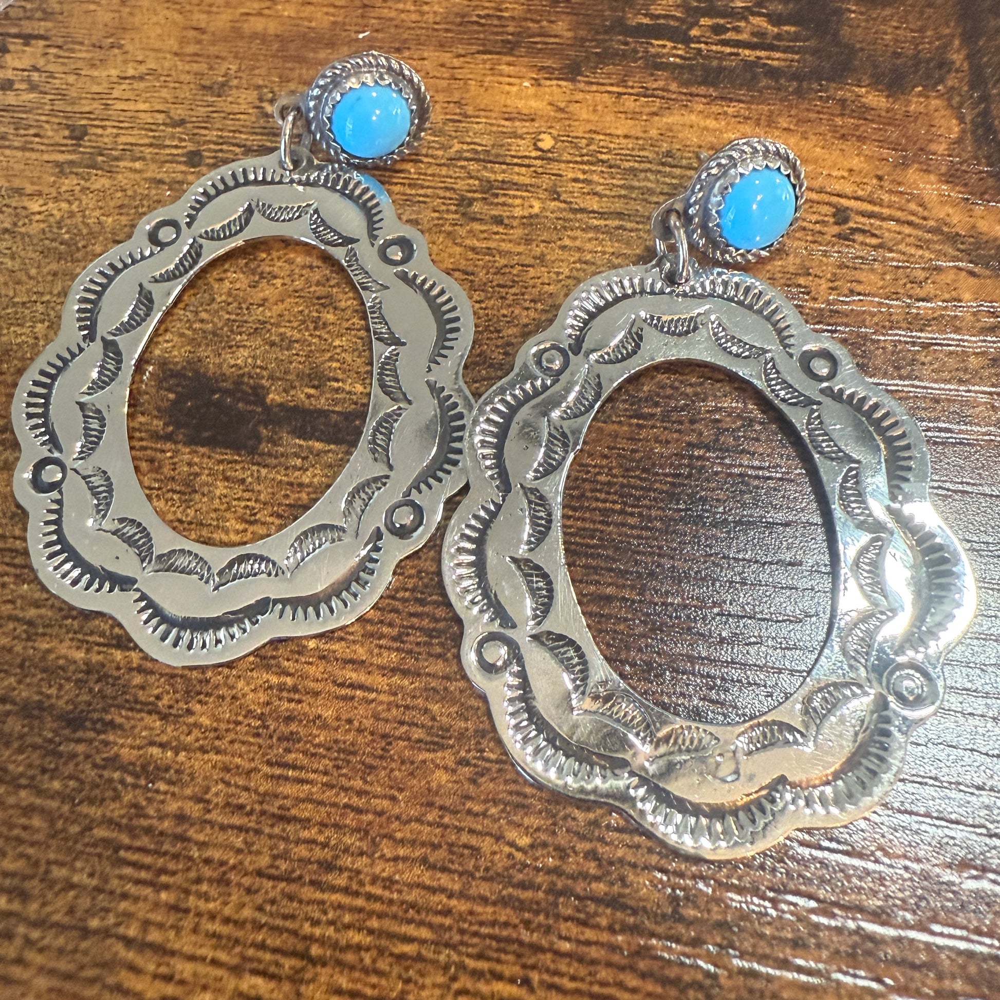 Navajo Style Turquoise Dangle Earring Signed By Cleveland Nickel Silver Silver Elegant