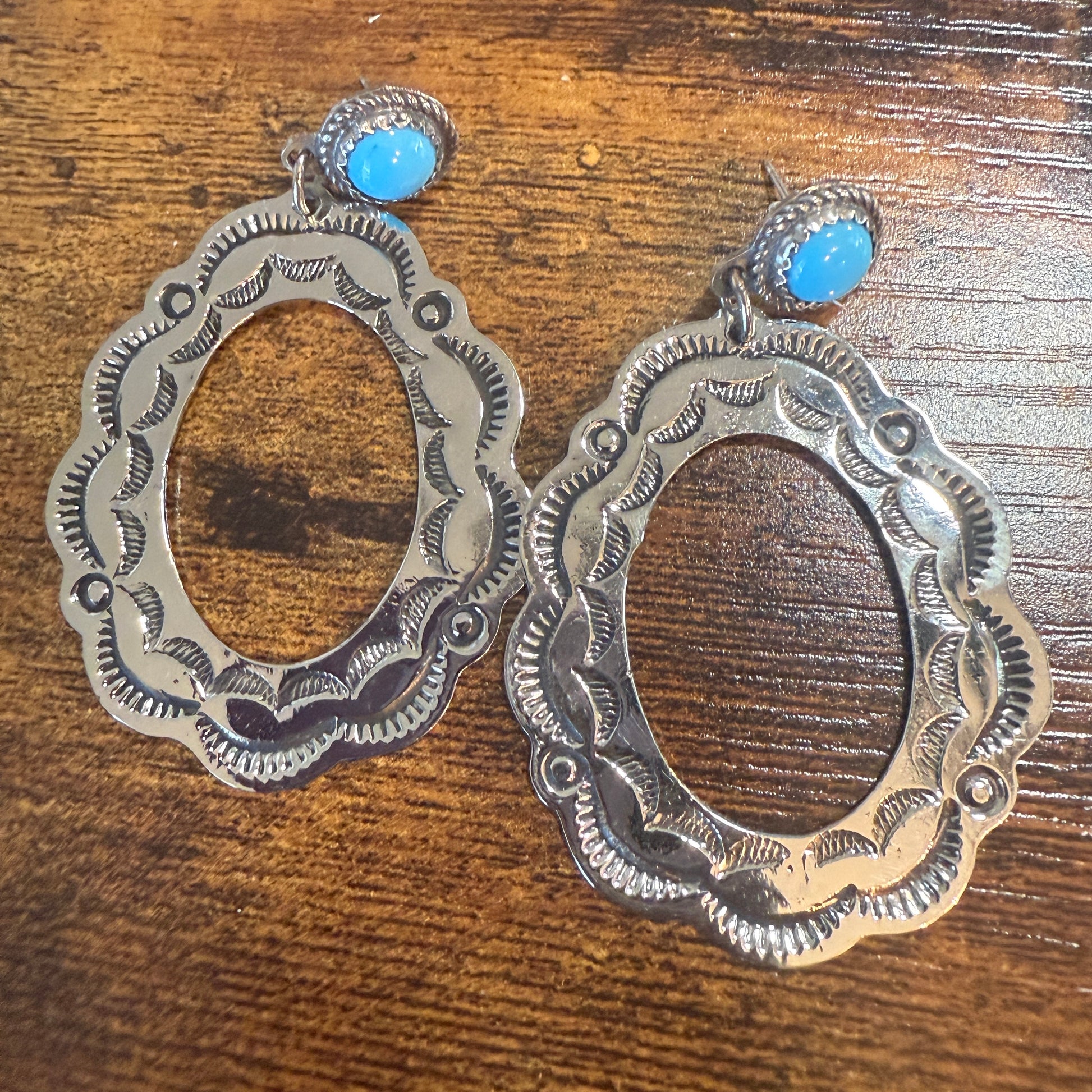 Navajo Style Turquoise Dangle Earring Signed By Cleveland Nickel Silver Silver Elegant