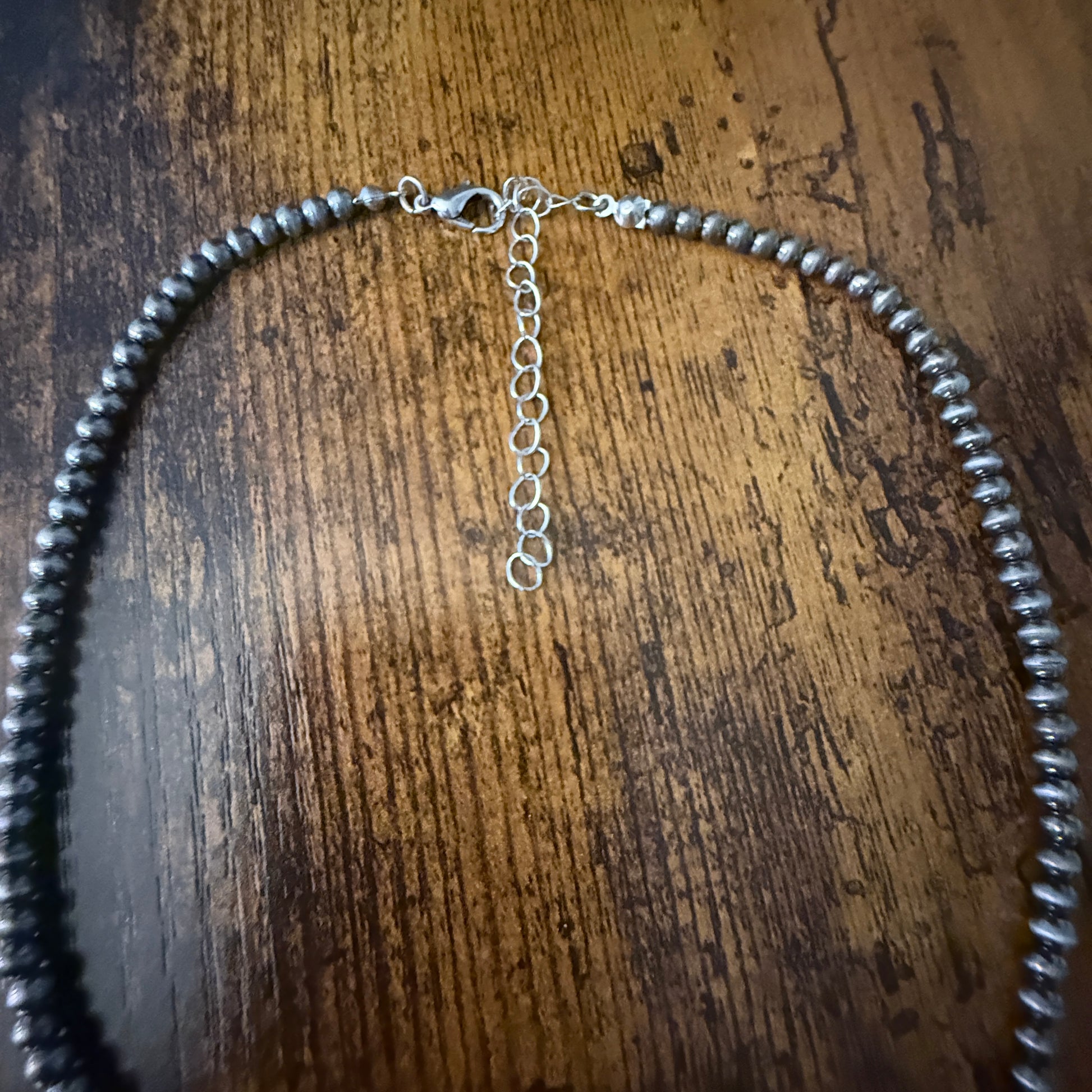 Yuengling Beer Cowgirl Western 4mm Silver Pearl Beads Choker Necklace Silver Elegant