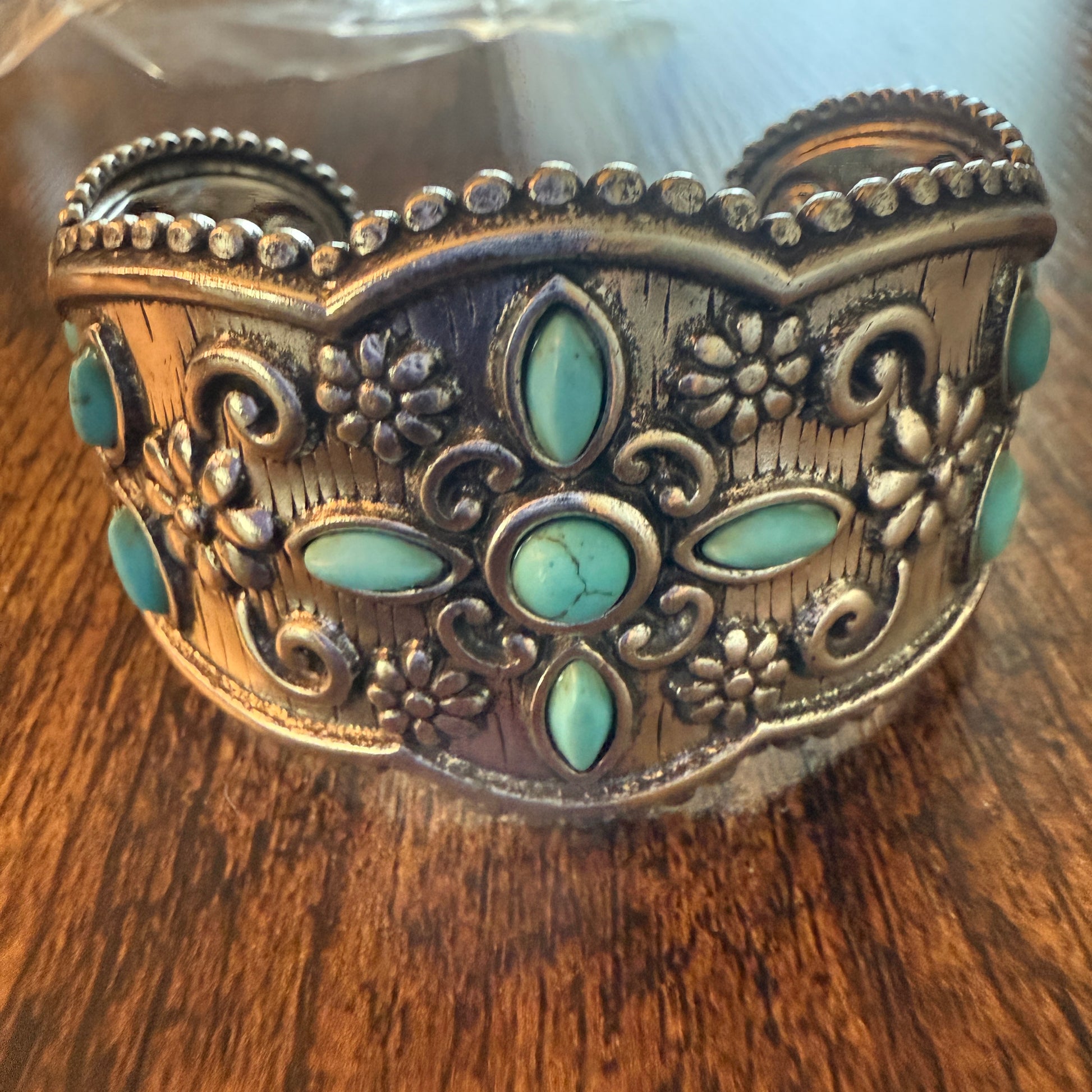 Western Cowgirl Turquoise Gemstone Floral Wide Cuff Bracelet in Mixed Metals Silver Elegant