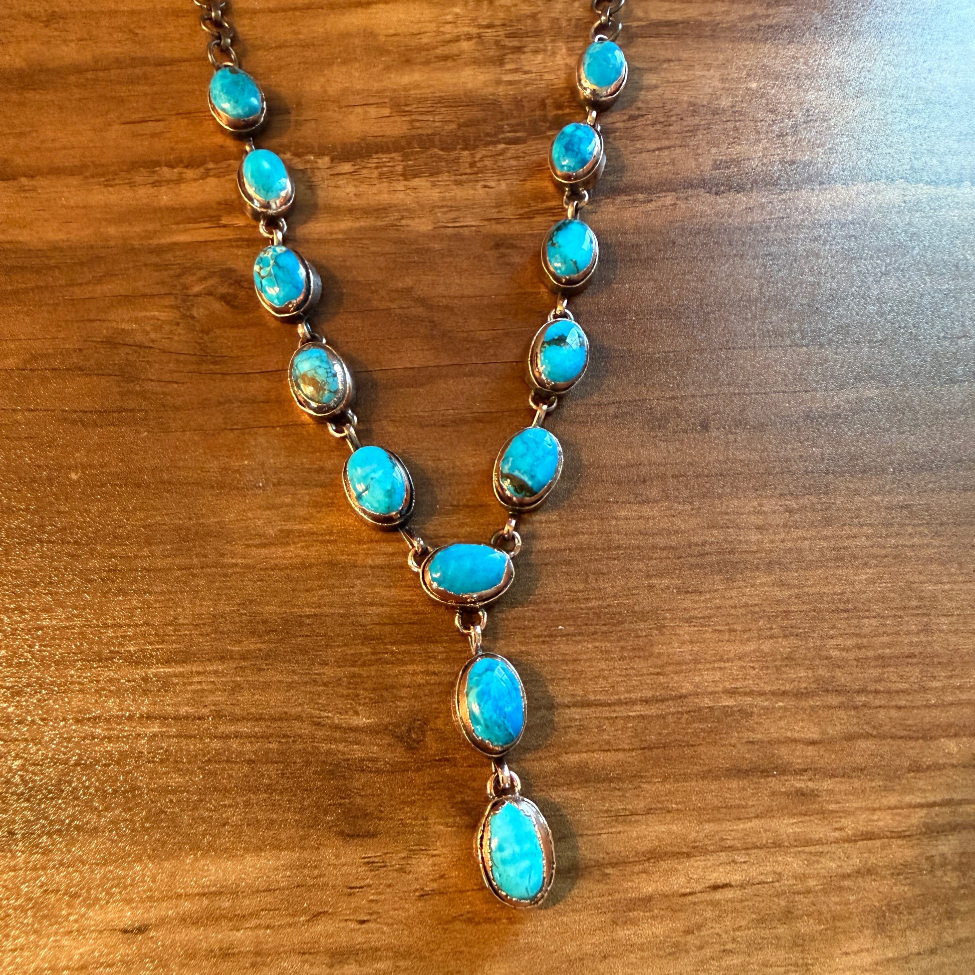 Handcrafted Turquoise Dahlia Stone Necklace Copper Chain 18 Inch Silver Elegant