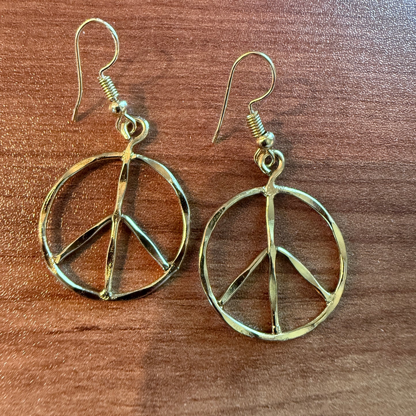 Handcrafted Hippie Gold Plated Peace Sign Wire Drop Earrings Silver Elegant